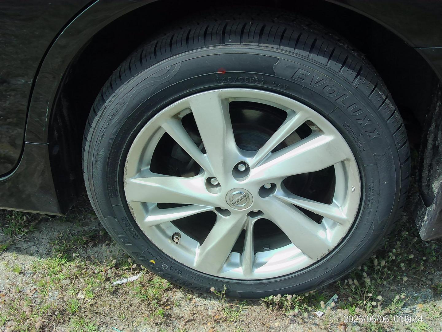 2015 Black Nissan Altima 2.5 S (1N4AL3AP7FN) with an 2.5L L4 DOHC 16V engine, Continuously Variable Transmission transmission, located at 2553 Airline Blvd, Portsmouth, VA, 23701, (757) 488-8331, 36.813889, -76.357597 - Photo#8