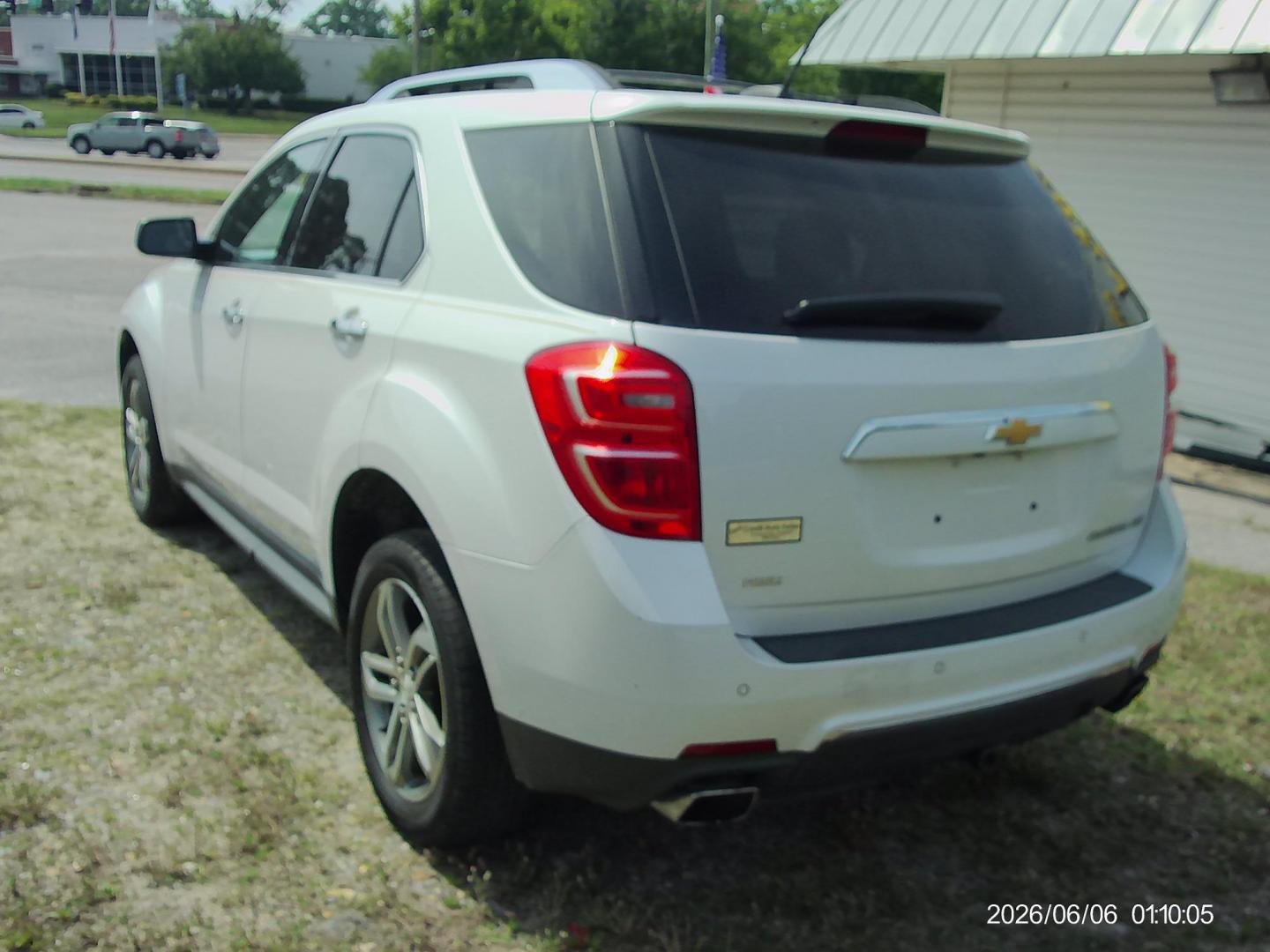 2016 White Chevrolet Equinox LTZ AWD (2GNFLGE33G6) with an 3.6L V6 DOHC 24V engine, 6A transmission, located at 2553 Airline Blvd, Portsmouth, VA, 23701, (757) 488-8331, 36.813889, -76.357597 - Photo#7