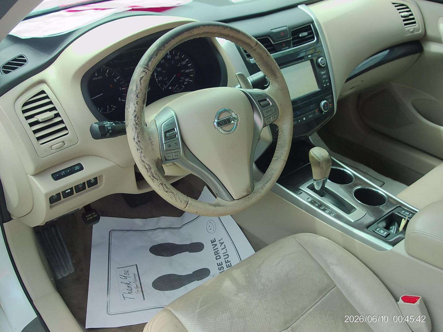 2014 White Nissan Altima 3.5 SV (1N4BL3AP3EC) with an 3.5L V6 DOHC 24V engine, Continuously Variable Transmission transmission, located at 2553 Airline Blvd, Portsmouth, VA, 23701, (757) 488-8331, 36.813889, -76.357597 - ***VEHICLE TERMS*** Down Payment: $799 Weekly Payment: $110 APR: 23.9% Repayment Terms: 42 Months *** CALL ELIZABETH SMITH - DIRECTOR OF MARKETING @ 757-488-8331 TO SCHEDULE YOUR APPOINTMENT TODAY AND GET PRE-APPROVED RIGHT OVER THE PHONE*** - Photo#7