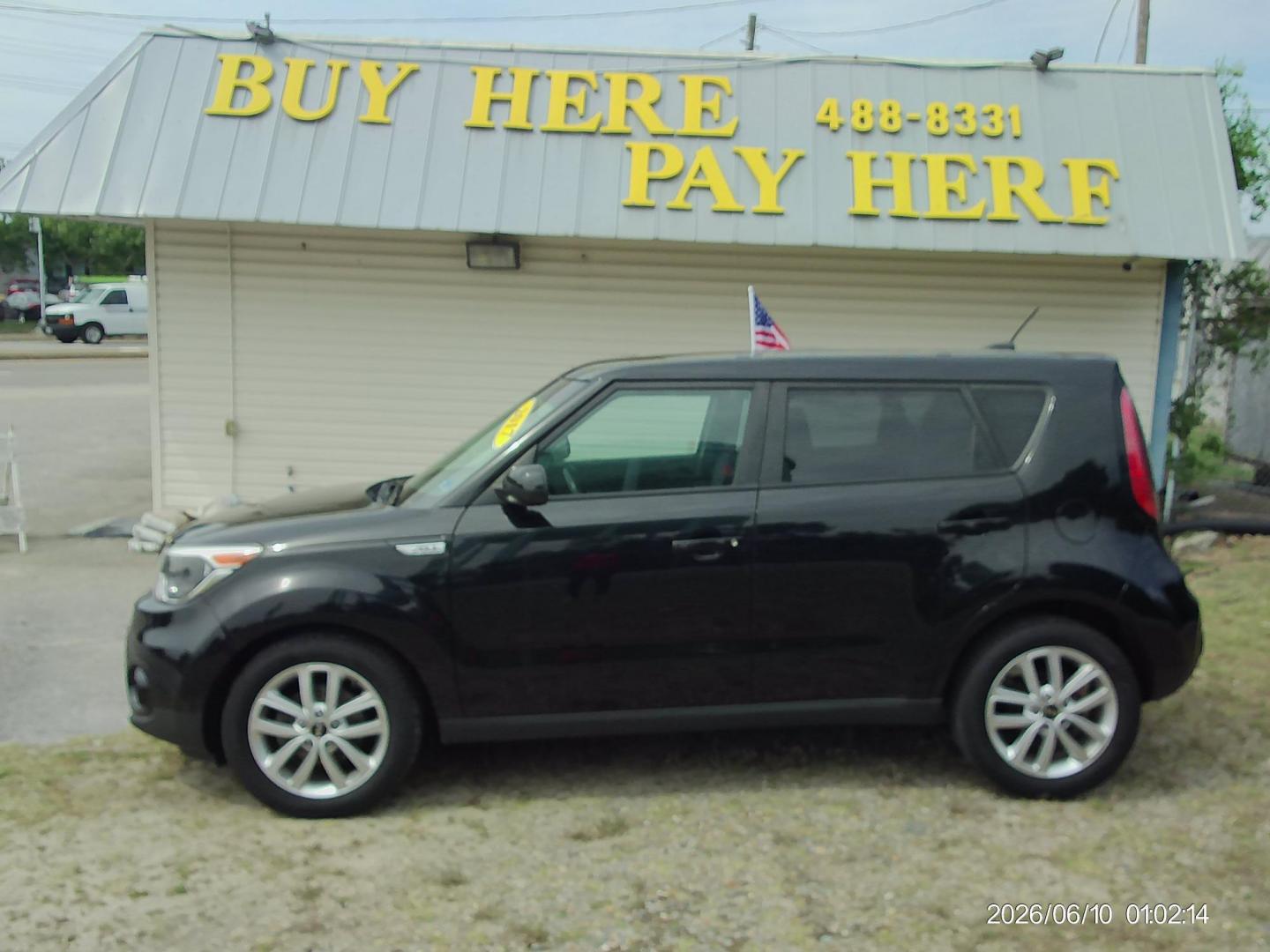 2017 Kia Soul 2.0L + 6 A/T's photo