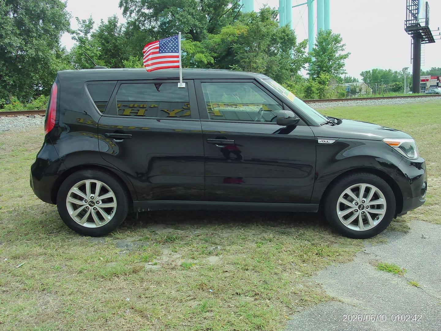 2017 Black Kia Soul + (KNDJP3A54H7) with an 2.0L L4 DOHC 16V engine, 6A transmission, located at 2553 Airline Blvd, Portsmouth, VA, 23701, (757) 488-8331, 36.813889, -76.357597 - ***VEHICLE TERMS*** Down Payment: $999 Weekly Payment: $115 APR: 23.9% Repayment Terms: 42 Months *** CALL ELIZABETH SMITH - DIRECTOR OF MARKETING @ 757-488-8331 TO SCHEDULE YOUR APPOINTMENT TODAY AND GET PRE-APPROVED RIGHT OVER THE PHONE*** - Photo#4