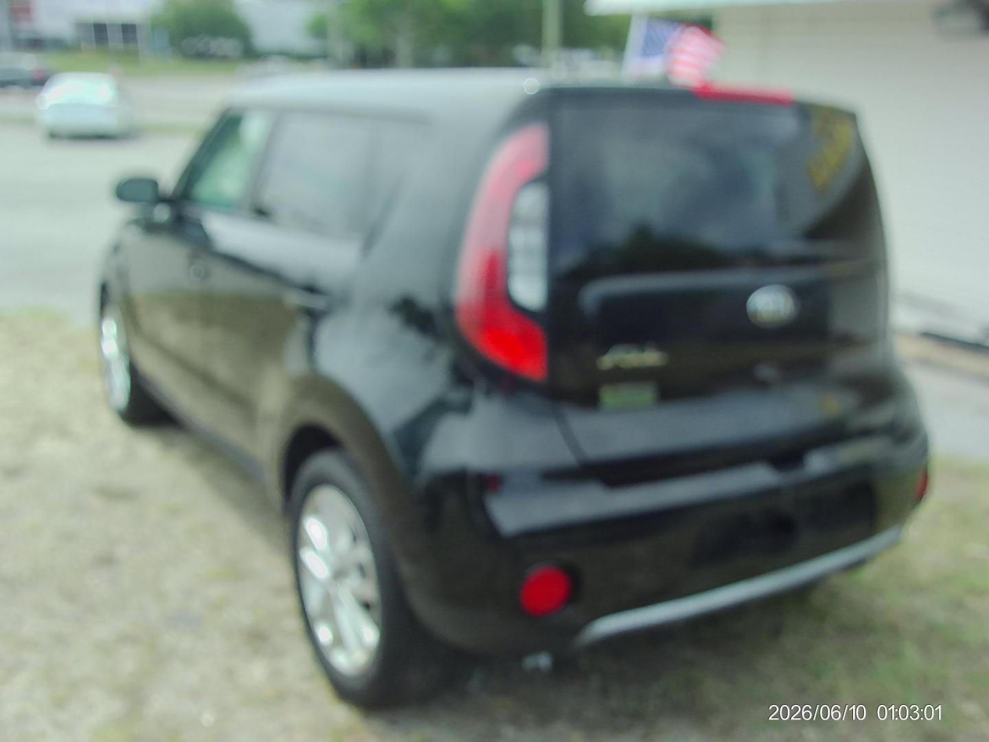 2017 Black Kia Soul + (KNDJP3A54H7) with an 2.0L L4 DOHC 16V engine, 6A transmission, located at 2553 Airline Blvd, Portsmouth, VA, 23701, (757) 488-8331, 36.813889, -76.357597 - ***VEHICLE TERMS*** Down Payment: $999 Weekly Payment: $115 APR: 23.9% Repayment Terms: 42 Months *** CALL ELIZABETH SMITH - DIRECTOR OF MARKETING @ 757-488-8331 TO SCHEDULE YOUR APPOINTMENT TODAY AND GET PRE-APPROVED RIGHT OVER THE PHONE*** - Photo#7