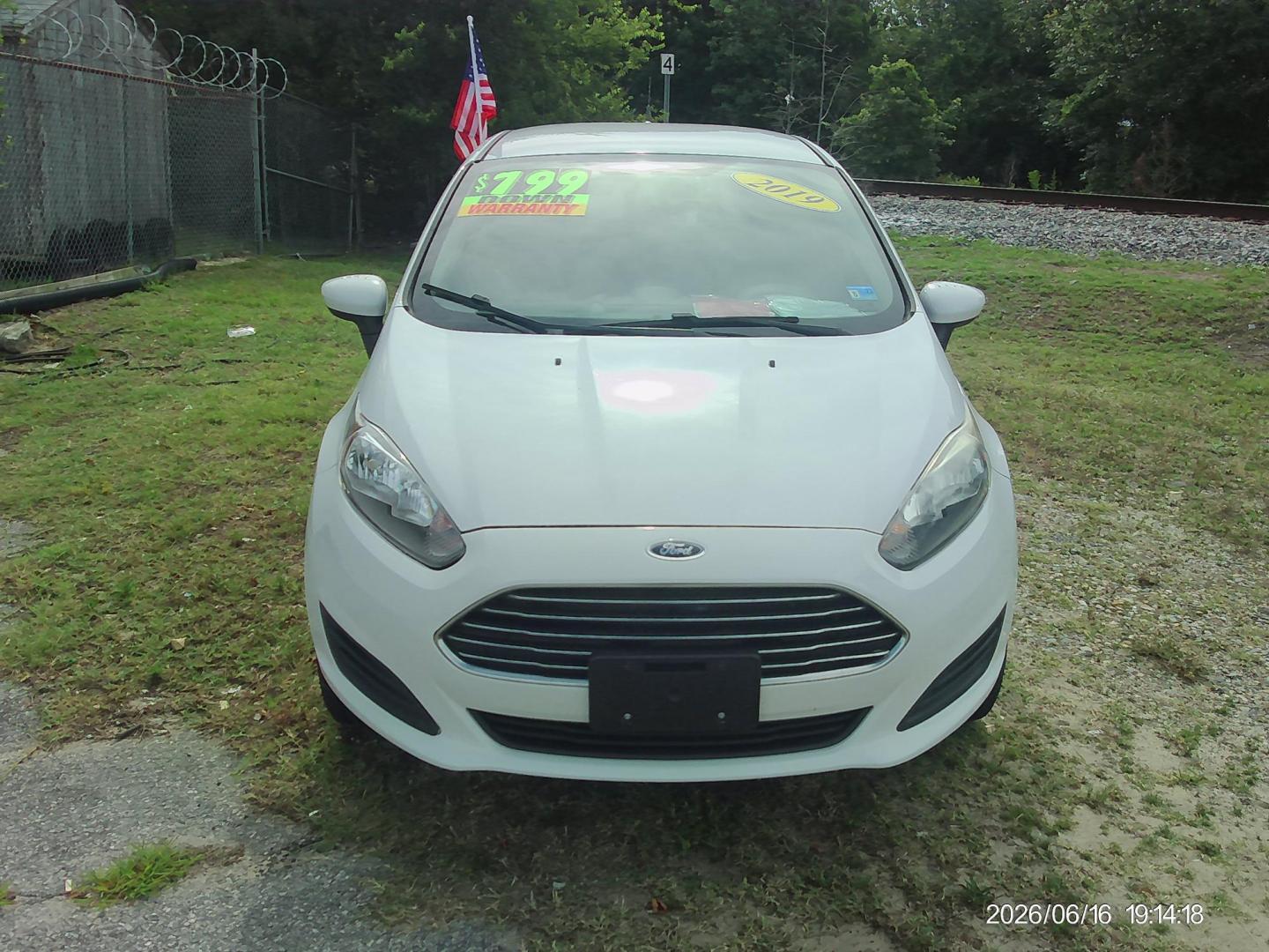 2019 White Ford Fiesta S Sedan (3FADP4AJ9KM) with an 1.6L L4 DOHC 16V engine, located at 2553 Airline Blvd, Portsmouth, VA, 23701, (757) 488-8331, 36.813889, -76.357597 - ***VEHICLE TERMS*** Down Payment: $799 Weekly Payment: $110 APR: 23.9% Repayment Terms: 42 Months *** CALL ELIZABETH SMITH - DIRECTOR OF MARKETING @ 757-488-8331 TO SCHEDULE YOUR APPOINTMENT TODAY AND GET PRE-APPROVED RIGHT OVER THE PHONE*** - Photo#2