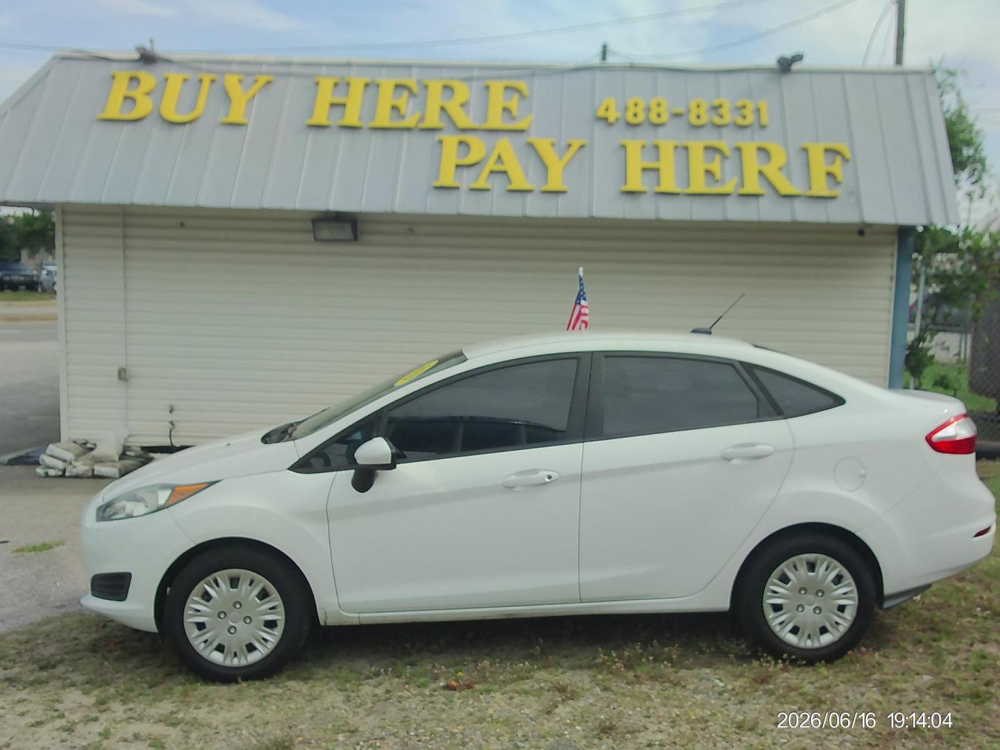 2019 White Ford Fiesta S Sedan (3FADP4AJ9KM) with an 1.6L L4 DOHC 16V engine, located at 2553 Airline Blvd, Portsmouth, VA, 23701, (757) 488-8331, 36.813889, -76.357597 - ***VEHICLE TERMS*** Down Payment: $799 Weekly Payment: $110 APR: 23.9% Repayment Terms: 42 Months *** CALL ELIZABETH SMITH - DIRECTOR OF MARKETING @ 757-488-8331 TO SCHEDULE YOUR APPOINTMENT TODAY AND GET PRE-APPROVED RIGHT OVER THE PHONE*** - Photo#0