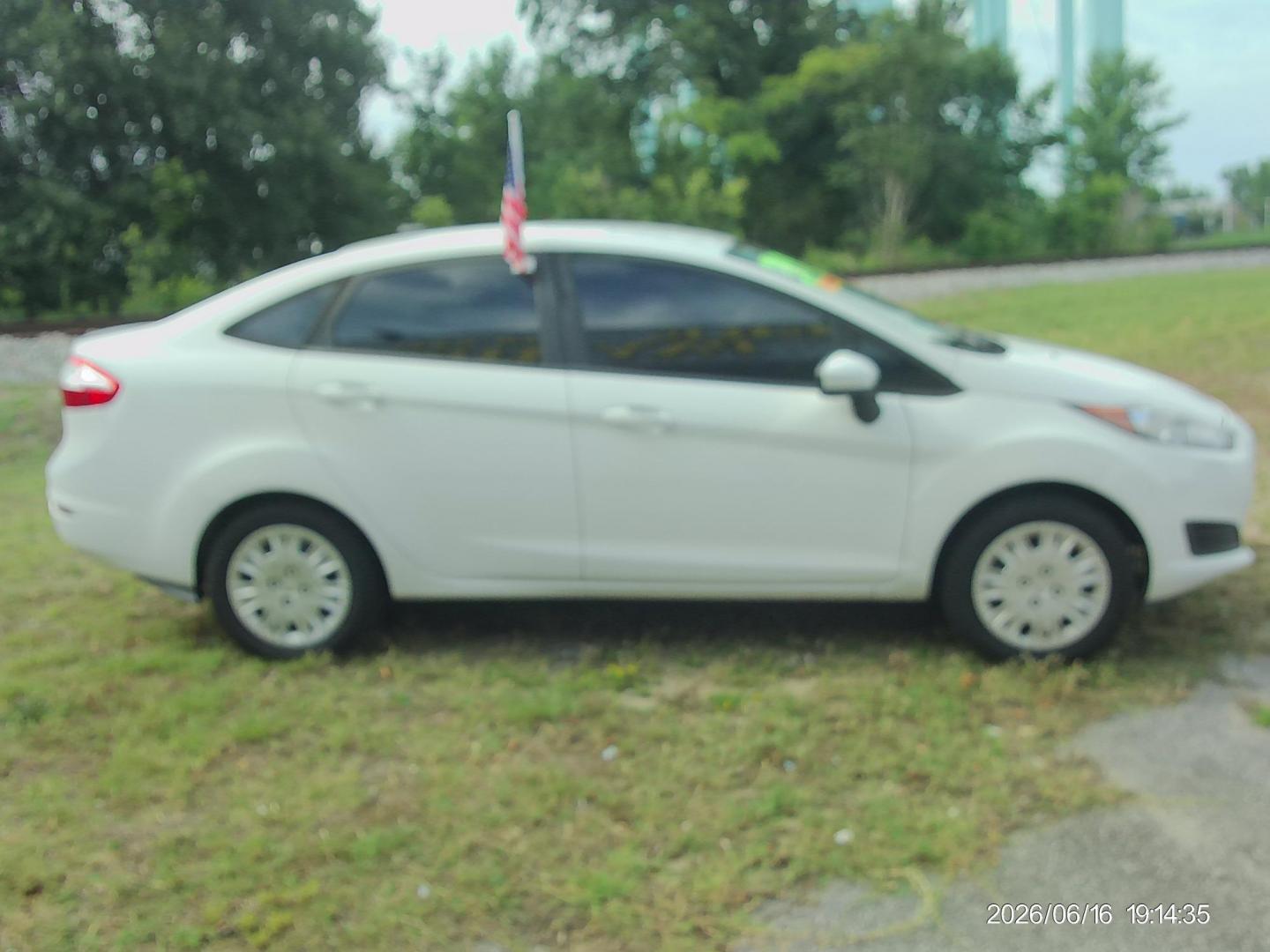 2019 White Ford Fiesta S Sedan (3FADP4AJ9KM) with an 1.6L L4 DOHC 16V engine, located at 2553 Airline Blvd, Portsmouth, VA, 23701, (757) 488-8331, 36.813889, -76.357597 - ***VEHICLE TERMS*** Down Payment: $799 Weekly Payment: $110 APR: 23.9% Repayment Terms: 42 Months *** CALL ELIZABETH SMITH - DIRECTOR OF MARKETING @ 757-488-8331 TO SCHEDULE YOUR APPOINTMENT TODAY AND GET PRE-APPROVED RIGHT OVER THE PHONE*** - Photo#4