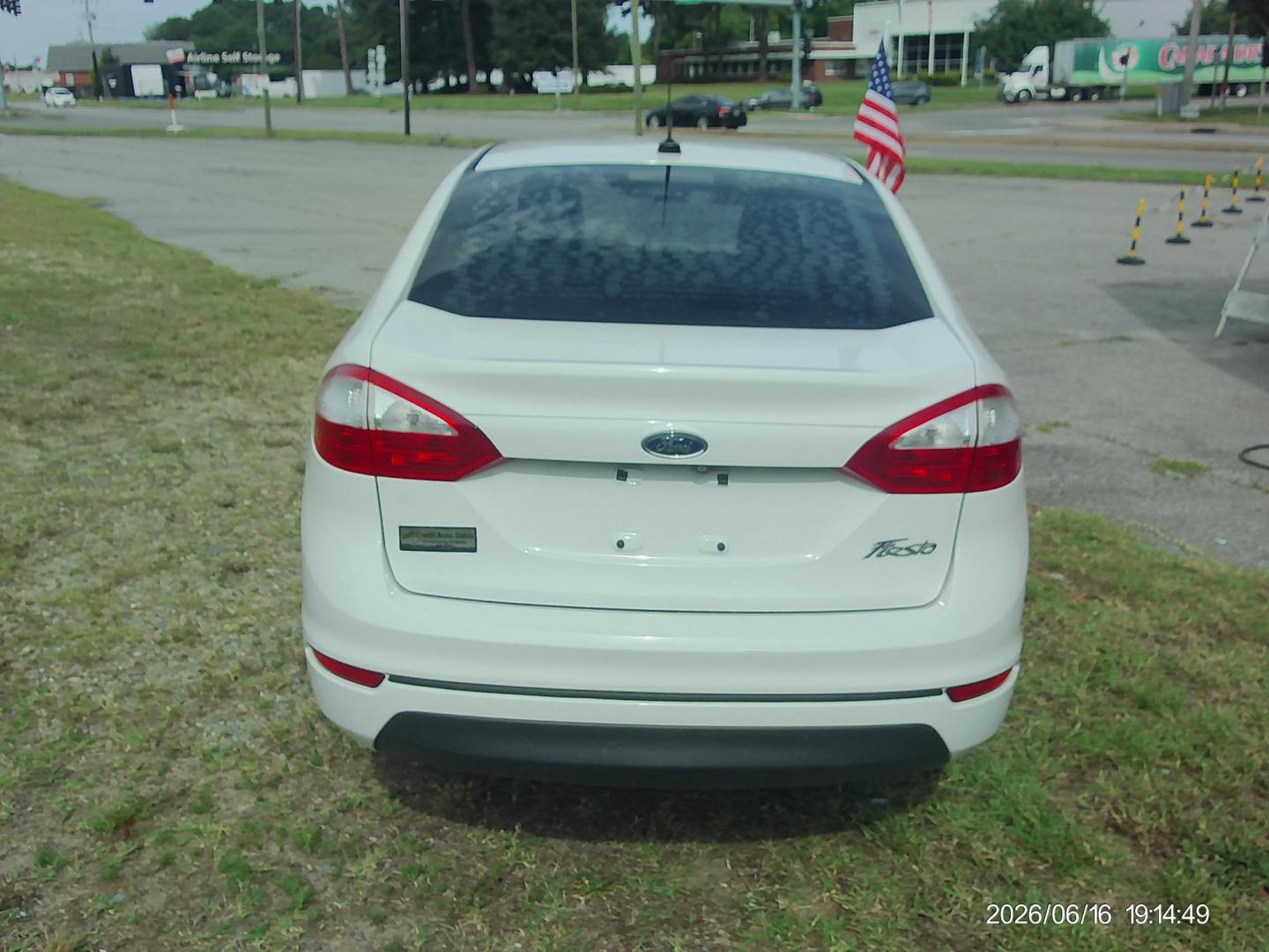2019 White Ford Fiesta S Sedan (3FADP4AJ9KM) with an 1.6L L4 DOHC 16V engine, located at 2553 Airline Blvd, Portsmouth, VA, 23701, (757) 488-8331, 36.813889, -76.357597 - ***VEHICLE TERMS*** Down Payment: $799 Weekly Payment: $110 APR: 23.9% Repayment Terms: 42 Months *** CALL ELIZABETH SMITH - DIRECTOR OF MARKETING @ 757-488-8331 TO SCHEDULE YOUR APPOINTMENT TODAY AND GET PRE-APPROVED RIGHT OVER THE PHONE*** - Photo#6