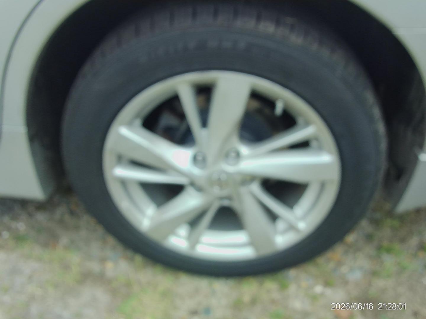 2015 Silver Nissan Altima 2.5 S (1N4AL3AP5FN) with an 2.5L L4 DOHC 16V engine, Continuously Variable Transmission transmission, located at 2553 Airline Blvd, Portsmouth, VA, 23701, (757) 488-8331, 36.813889, -76.357597 - ***VEHICLE TERMS*** Down Payment: $999 Weekly Payment: $115 APR: 23.9% Repayment Terms: 42 Months *** CALL ELIZABETH SMITH - DIRECTOR OF MARKETING @ 757-488-8331 TO SCHEDULE YOUR APPOINTMENT TODAY AND GET PRE-APPROVED RIGHT OVER THE PHONE*** - Photo#8