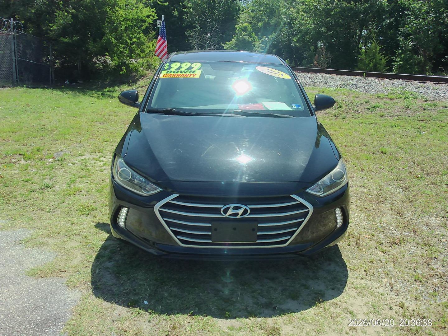 2018 Black Hyundai Elantra Limited (5NPD84LF1JH) with an 1.8L L4 DOHC 16V engine, 6A transmission, located at 2553 Airline Blvd, Portsmouth, VA, 23701, (757) 488-8331, 36.813889, -76.357597 - ***VEHICLE TERMS*** Down Payment: $999 Weekly Payment: $125 APR: 23.9% Repayment Terms: 42 Months *** CALL ELIZABETH SMITH - DIRECTOR OF MARKETING @ 757-488-8331 TO SCHEDULE YOUR APPOINTMENT TODAY AND GET PRE-APPROVED RIGHT OVER THE PHONE***- Photo#2
