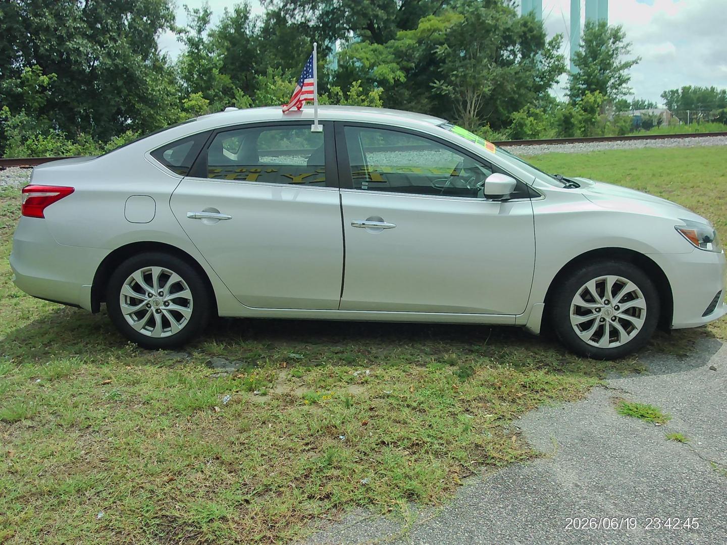 2019 Silver Nissan Sentra S CVT (3N1AB7AP6KY) with an 1.8L L4 SFI DOHC 16V engine, CVT transmission, located at 2553 Airline Blvd, Portsmouth, VA, 23701, (757) 488-8331, 36.813889, -76.357597 - ***VEHICLE TERMS*** Down Payment: $899 Weekly Payment: $115 APR: 23.9% Repayment Terms: 42 Months *** CALL ELIZABETH SMITH - DIRECTOR OF MARKETING @ 757-488-8331 TO SCHEDULE YOUR APPOINTMENT TODAY AND GET PRE-APPROVED RIGHT OVER THE PHONE***- Photo#4