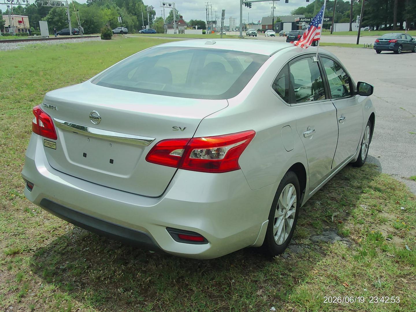 2019 Silver Nissan Sentra S CVT (3N1AB7AP6KY) with an 1.8L L4 SFI DOHC 16V engine, CVT transmission, located at 2553 Airline Blvd, Portsmouth, VA, 23701, (757) 488-8331, 36.813889, -76.357597 - ***VEHICLE TERMS*** Down Payment: $899 Weekly Payment: $115 APR: 23.9% Repayment Terms: 42 Months *** CALL ELIZABETH SMITH - DIRECTOR OF MARKETING @ 757-488-8331 TO SCHEDULE YOUR APPOINTMENT TODAY AND GET PRE-APPROVED RIGHT OVER THE PHONE***- Photo#5
