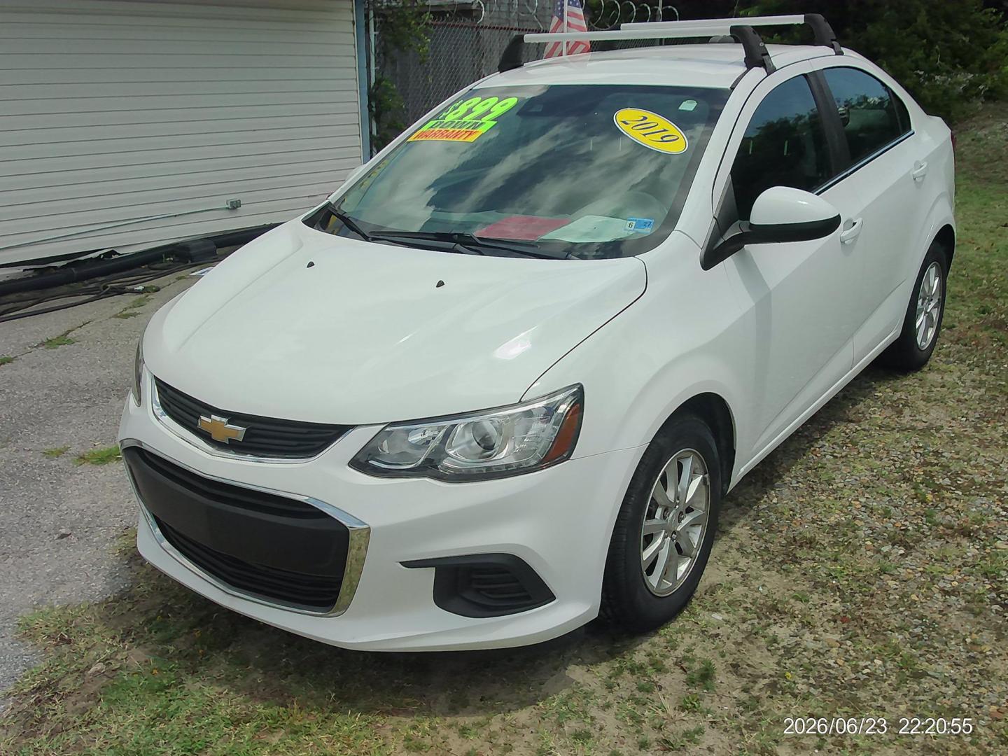 2019 White Chevrolet Sonic LT Manual Sedan (1G1JD5SB7K4) with an 1.4L L4 DOHC 24V TURBO engine, 5M transmission, located at 2553 Airline Blvd, Portsmouth, VA, 23701, (757) 488-8331, 36.813889, -76.357597 - ***VEHICLE TERMS*** Down Payment: $899 Weekly Payment: $115 APR: 23.9% Repayment Terms: 42 Months *** CALL ELIZABETH SMITH - DIRECTOR OF MARKETING @ 757-488-8331 TO SCHEDULE YOUR APPOINTMENT TODAY AND GET PRE-APPROVED RIGHT OVER THE PHONE*** - Photo#1