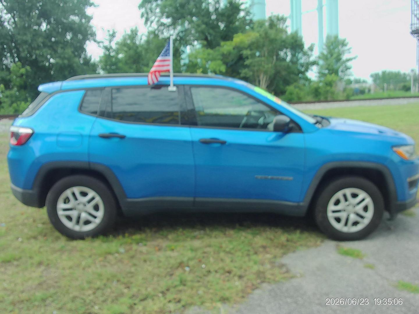 2018 Blue Jeep Compass Sport FWD (3C4NJCAB2JT) with an 2.4L L4 DOHC 16V engine, located at 2553 Airline Blvd, Portsmouth, VA, 23701, (757) 488-8331, 36.813889, -76.357597 - ***VEHICLE TERMS*** Down Payment: $1499 Weekly Payment: $120 APR: 23.9% Repayment Terms: 42 Months *** CALL ELIZABETH SMITH - DIRECTOR OF MARKETING @ 757-488-8331 TO SCHEDULE YOUR APPOINTMENT TODAY AND GET PRE-APPROVED RIGHT OVER THE PHONE*** - Photo#4
