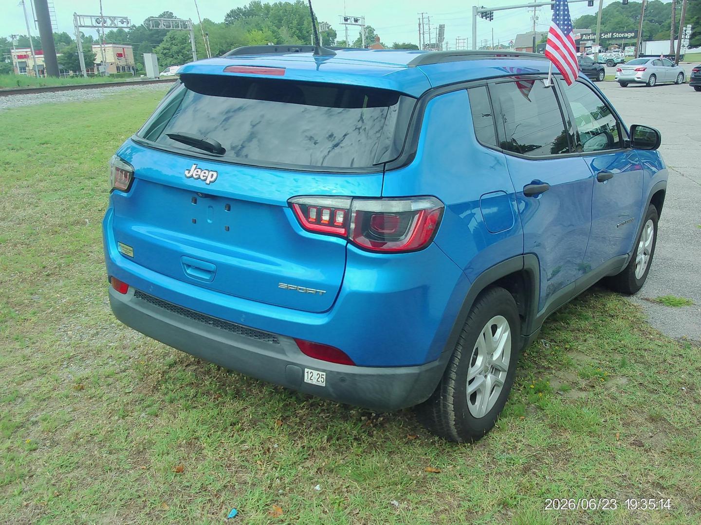 2018 Blue Jeep Compass Sport FWD (3C4NJCAB2JT) with an 2.4L L4 DOHC 16V engine, located at 2553 Airline Blvd, Portsmouth, VA, 23701, (757) 488-8331, 36.813889, -76.357597 - ***VEHICLE TERMS*** Down Payment: $1499 Weekly Payment: $120 APR: 23.9% Repayment Terms: 42 Months *** CALL ELIZABETH SMITH - DIRECTOR OF MARKETING @ 757-488-8331 TO SCHEDULE YOUR APPOINTMENT TODAY AND GET PRE-APPROVED RIGHT OVER THE PHONE*** - Photo#5