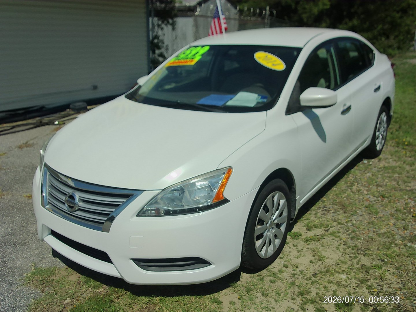 2014 White Nissan Sentra S 6MT (3N1AB7AP8EY) with an 1.8L L4 SFI DOHC 16V engine, 6-Speed Manual transmission, located at 2553 Airline Blvd, Portsmouth, VA, 23701, (757) 488-8331, 36.813889, -76.357597 - ***VEHICLE TERMS*** Down Payment: $599 Weekly Payment: $100 APR: 23.9% Repayment Terms: 42 Months *** CALL ELIZABETH SMITH - DIRECTOR OF MARKETING @ 757-488-8331 TO SCHEDULE YOUR APPOINTMENT TODAY AND GET PRE-APPROVED RIGHT OVER THE PHONE***- Photo#1