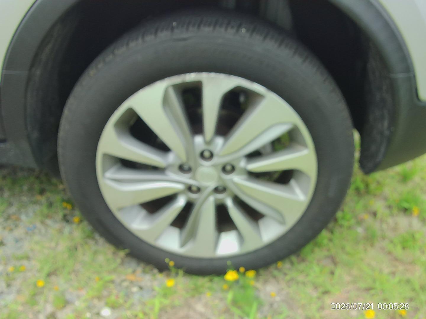2020 Silver Buick Encore Preferred AWD (KL4CJESB8LB) with an 1.4L L4 DOHC 16V TURBO engine, 6A transmission, located at 2553 Airline Blvd, Portsmouth, VA, 23701, (757) 488-8331, 36.813889, -76.357597 - ***VEHICLE TERMS*** Down Payment: $1499 Weekly Payment: $125 APR: 23.9% Repayment Terms: 42 Months *** CALL ELIZABETH SMITH - DIRECTOR OF MARKETING @ 757-488-8331 TO SCHEDULE YOUR APPOINTMENT TODAY AND GET PRE-APPROVED RIGHT OVER THE PHONE***- Photo#8