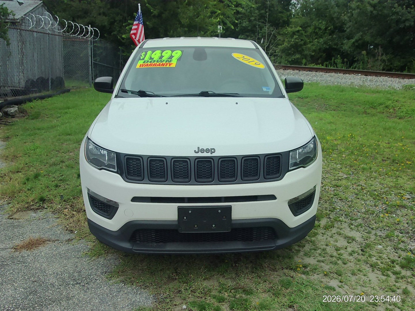 2019 White Jeep Compass Sport FWD (3C4NJCAB1KT) with an 2.4L L4 DOHC 16V engine, located at 2553 Airline Blvd, Portsmouth, VA, 23701, (757) 488-8331, 36.813889, -76.357597 - ***VEHICLE TERMS*** Down Payment: $1499 Weekly Payment: $125 APR: 23.9% Repayment Terms: 42 Months *** CALL ELIZABETH SMITH - DIRECTOR OF MARKETING @ 757-488-8331 TO SCHEDULE YOUR APPOINTMENT TODAY AND GET PRE-APPROVED RIGHT OVER THE PHONE***- Photo#2