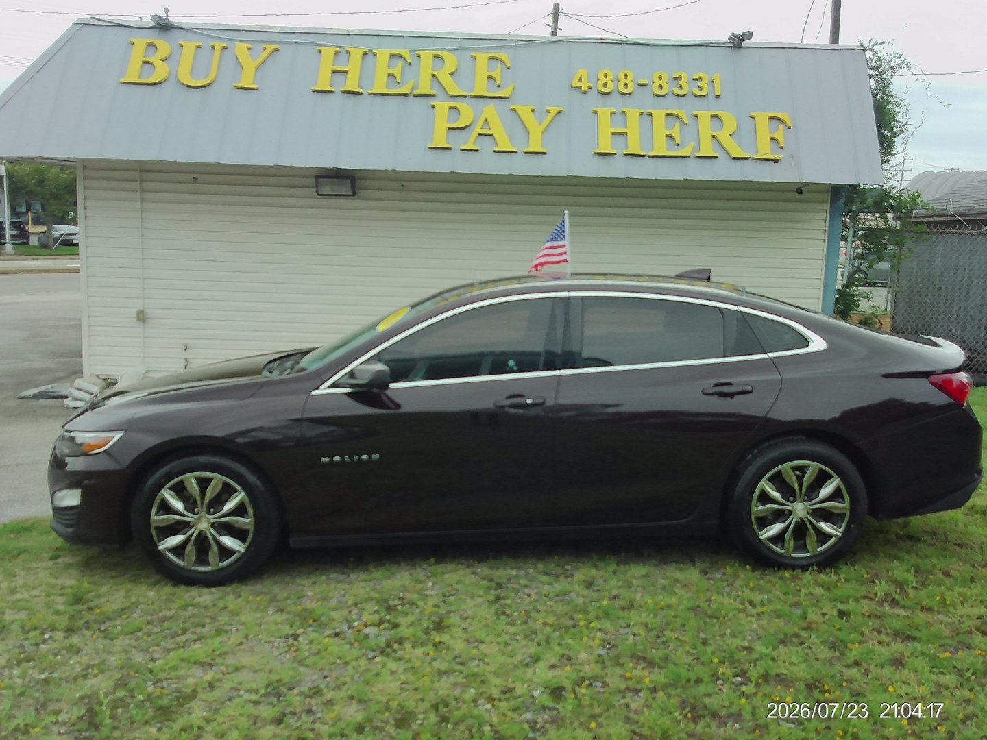 2020 Purple Chevrolet Malibu LT (1G1ZD5ST7LF) with an 1.5L L4 DOHC 16V engine, 6A transmission, located at 2553 Airline Blvd, Portsmouth, VA, 23701, (757) 488-8331, 36.813889, -76.357597 - ***VEHICLE TERMS*** Down Payment: $1499 Weekly Payment: $125 APR: 23.9% Repayment Terms: 42 Months *** CALL ELIZABETH SMITH - DIRECTOR OF MARKETING @ 757-488-8331 TO SCHEDULE YOUR APPOINTMENT TODAY AND GET PRE-APPROVED RIGHT OVER THE PHONE***- Photo#0