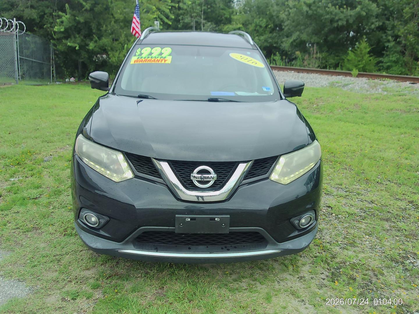 2016 Black Nissan Rogue S 2WD (5N1AT2MT9GC) with an 2.5L L4 DOHC 16V engine, CVT transmission, located at 2553 Airline Blvd, Portsmouth, VA, 23701, (757) 488-8331, 36.813889, -76.357597 - ***VEHICLE TERMS*** Down Payment: $999 Weekly Payment: $115 APR: 23.9% Repayment Terms: 42 Months *** CALL ELIZABETH SMITH - DIRECTOR OF MARKETING @ 757-488-8331 TO SCHEDULE YOUR APPOINTMENT TODAY AND GET PRE-APPROVED RIGHT OVER THE PHONE***- Photo#2