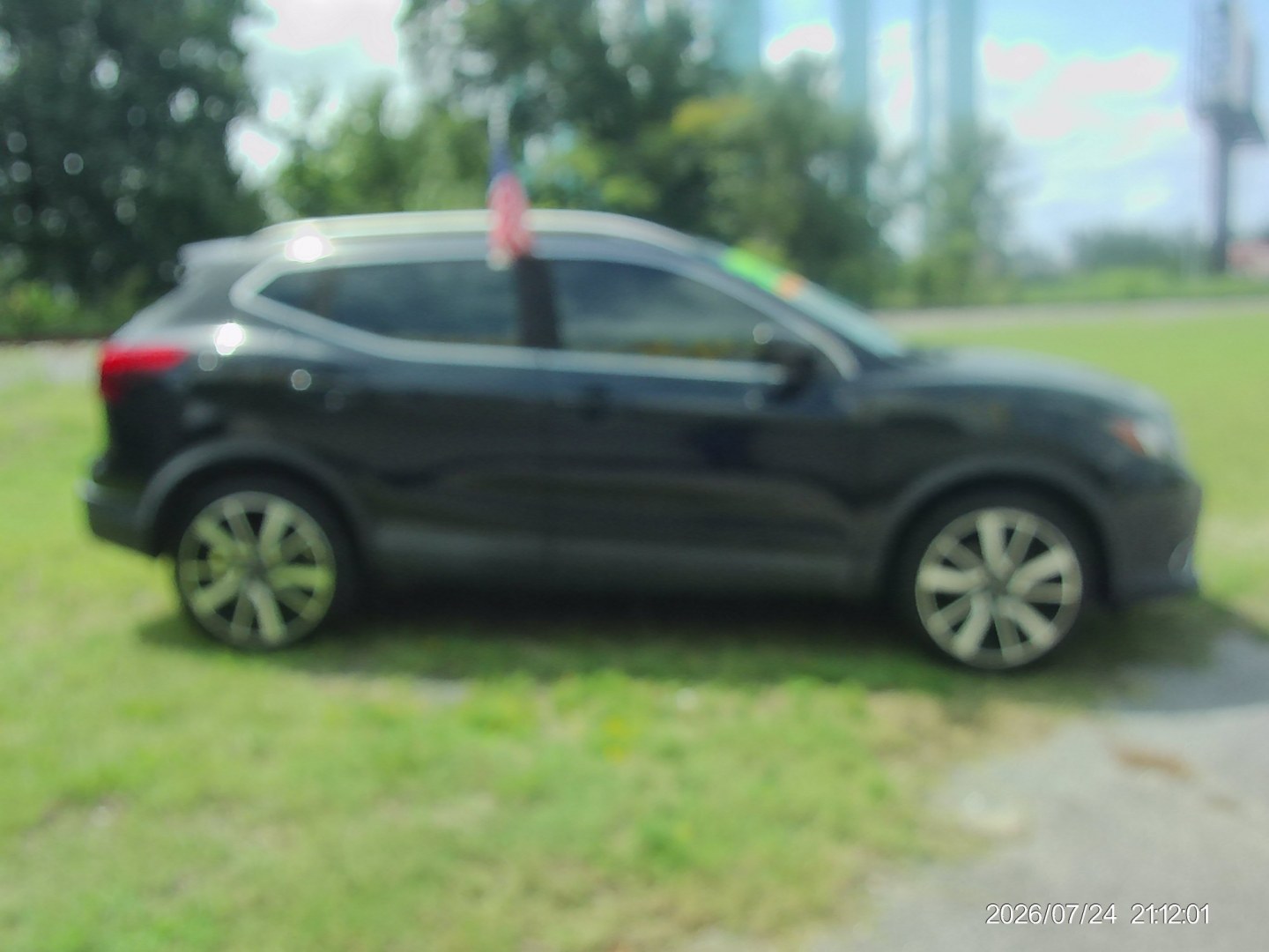 2017 Black Nissan Rogue Sport SL AWD (JN1BJ1CR5HW) with an 2.0L L4 DOHC 16V engine, CVT transmission, located at 2553 Airline Blvd, Portsmouth, VA, 23701, (757) 488-8331, 36.813889, -76.357597 - ***VEHICLE TERMS*** Down Payment: $1499 Weekly Payment: $125 APR: 23.9% Repayment Terms: 42 Months *** CALL ELIZABETH SMITH - DIRECTOR OF MARKETING @ 757-488-8331 TO SCHEDULE YOUR APPOINTMENT TODAY AND GET PRE-APPROVED RIGHT OVER THE PHONE***- Photo#4