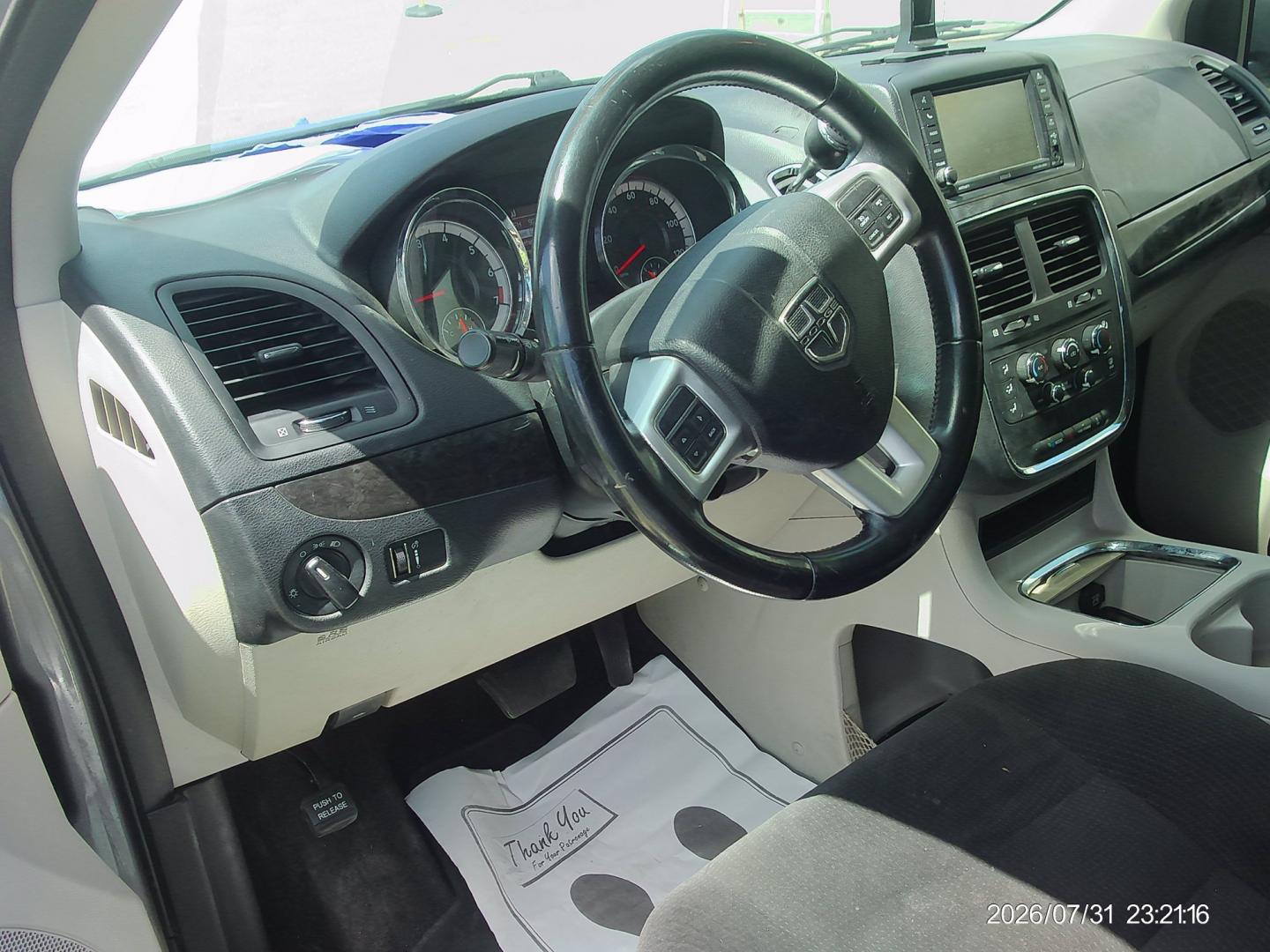 2016 Silver Dodge Grand Caravan SXT (2C4RDGCG3GR) with an 3.6L V6 DOHC 24V engine, 6A transmission, located at 2553 Airline Blvd, Portsmouth, VA, 23701, (757) 488-8331, 36.813889, -76.357597 - ***VEHICLE TERMS*** Down Payment: $999 Weekly Payment: $120 APR: 23.9% Repayment Terms: 42 Months *** CALL ELIZABETH SMITH - DIRECTOR OF MARKETING @ 757-488-8331 TO SCHEDULE YOUR APPOINTMENT TODAY AND GET PRE-APPROVED RIGHT OVER THE PHONE***- Photo#9