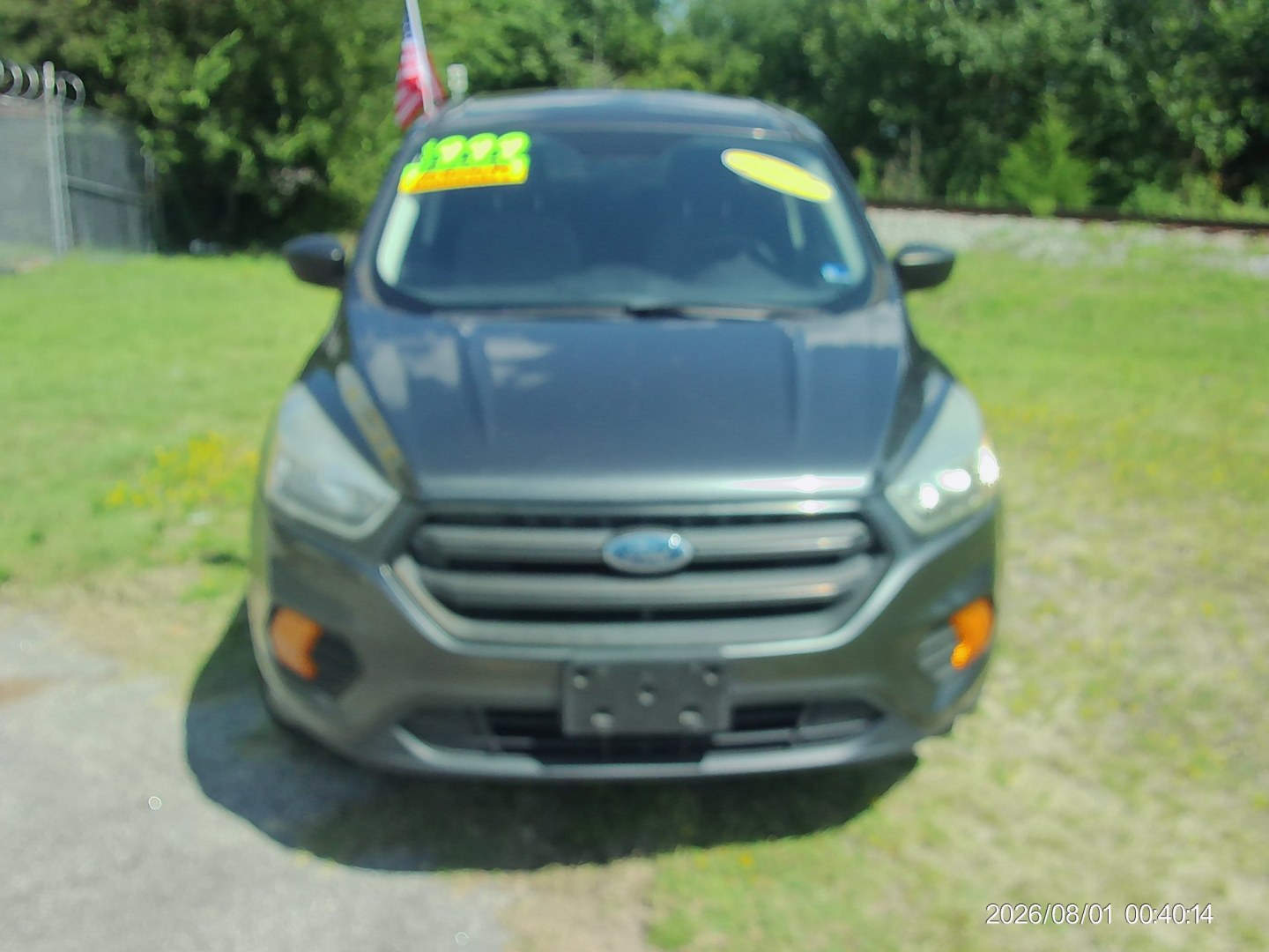 2017 Gray Ford Escape S FWD (1FMCU0F74HU) with an 2.5L L4 DOHC 16V engine, 6A transmission, located at 2553 Airline Blvd, Portsmouth, VA, 23701, (757) 488-8331, 36.813889, -76.357597 - ***VEHICLE TERMS*** Down Payment: $999 Weekly Payment: $120 APR: 23.9% Repayment Terms: 42 Months *** CALL ELIZABETH SMITH - DIRECTOR OF MARKETING @ 757-488-8331 TO SCHEDULE YOUR APPOINTMENT TODAY AND GET PRE-APPROVED RIGHT OVER THE PHONE***- Photo#2