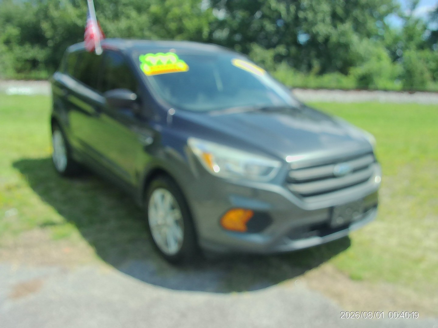 2017 Gray Ford Escape S FWD (1FMCU0F74HU) with an 2.5L L4 DOHC 16V engine, 6A transmission, located at 2553 Airline Blvd, Portsmouth, VA, 23701, (757) 488-8331, 36.813889, -76.357597 - ***VEHICLE TERMS*** Down Payment: $999 Weekly Payment: $120 APR: 23.9% Repayment Terms: 42 Months *** CALL ELIZABETH SMITH - DIRECTOR OF MARKETING @ 757-488-8331 TO SCHEDULE YOUR APPOINTMENT TODAY AND GET PRE-APPROVED RIGHT OVER THE PHONE***- Photo#3