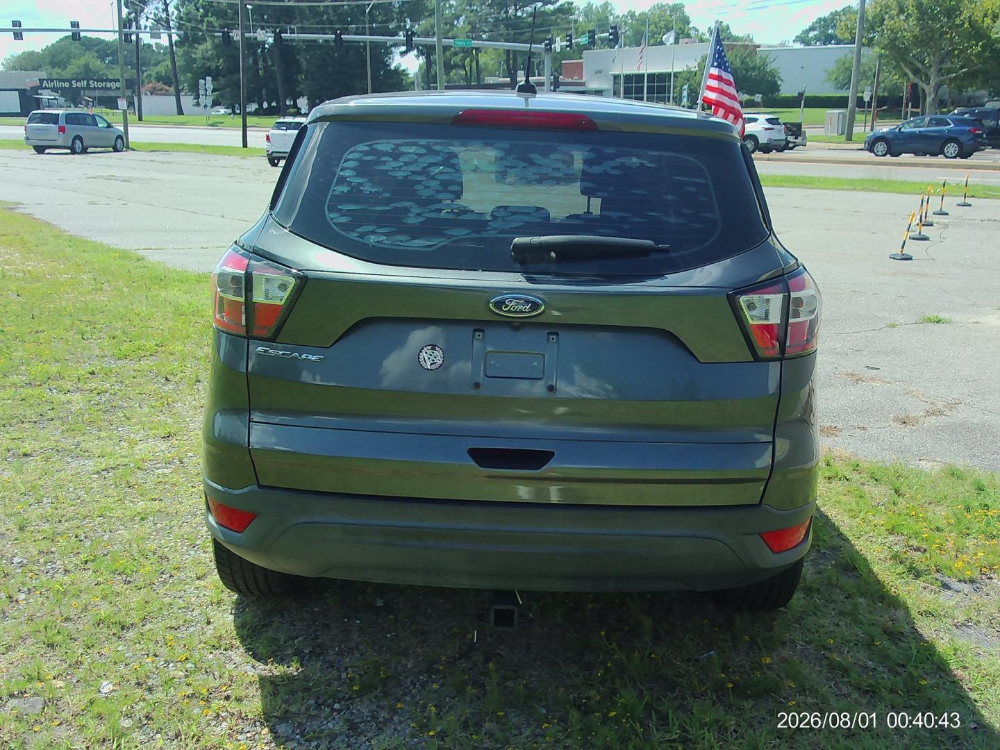 2017 Gray Ford Escape S FWD (1FMCU0F74HU) with an 2.5L L4 DOHC 16V engine, 6A transmission, located at 2553 Airline Blvd, Portsmouth, VA, 23701, (757) 488-8331, 36.813889, -76.357597 - ***VEHICLE TERMS*** Down Payment: $999 Weekly Payment: $120 APR: 23.9% Repayment Terms: 42 Months *** CALL ELIZABETH SMITH - DIRECTOR OF MARKETING @ 757-488-8331 TO SCHEDULE YOUR APPOINTMENT TODAY AND GET PRE-APPROVED RIGHT OVER THE PHONE***- Photo#6