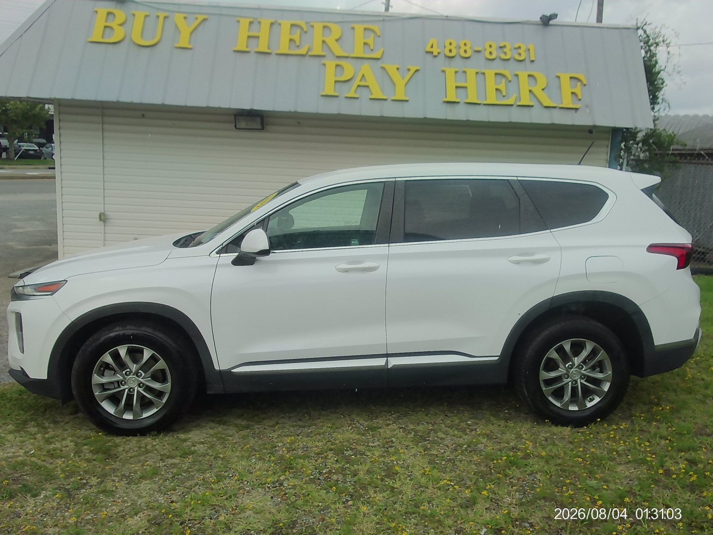 2019 White Hyundai Santa Fe SE 2.4 AWD (5NMS2CAD9KH) with an 2.4L L4 DOHC 16V engine, 8A transmission, located at 2553 Airline Blvd, Portsmouth, VA, 23701, (757) 488-8331, 36.813889, -76.357597 - ***VEHICLE TERMS*** Down Payment: $1499 Weekly Payment: $125 APR: 23.9% Repayment Terms: 42 Months *** CALL ELIZABETH SMITH - DIRECTOR OF MARKETING @ 757-488-8331 TO SCHEDULE YOUR APPOINTMENT TODAY AND GET PRE-APPROVED RIGHT OVER THE PHONE***- Photo#0