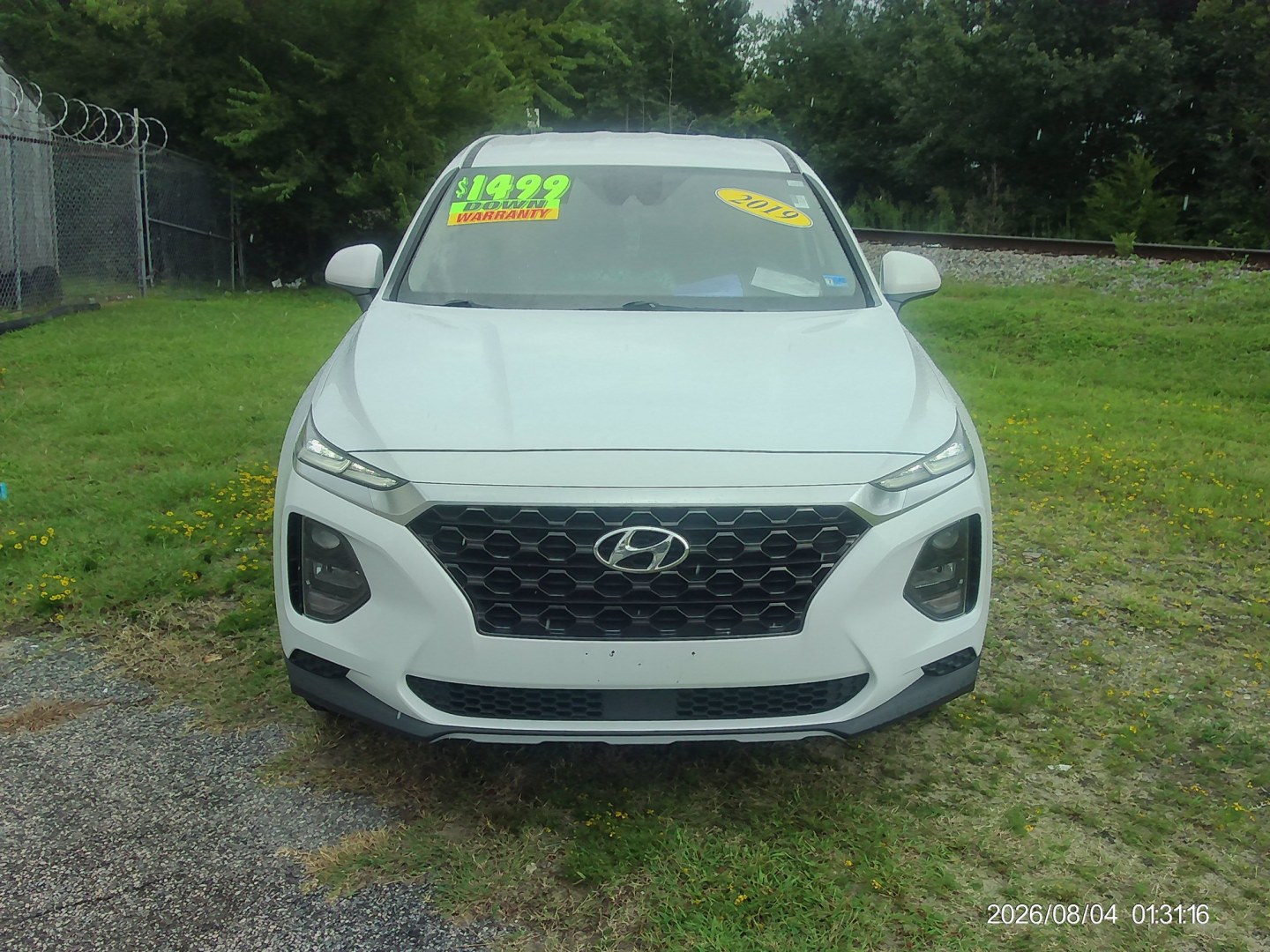2019 White Hyundai Santa Fe SE 2.4 AWD (5NMS2CAD9KH) with an 2.4L L4 DOHC 16V engine, 8A transmission, located at 2553 Airline Blvd, Portsmouth, VA, 23701, (757) 488-8331, 36.813889, -76.357597 - ***VEHICLE TERMS*** Down Payment: $1499 Weekly Payment: $125 APR: 23.9% Repayment Terms: 42 Months *** CALL ELIZABETH SMITH - DIRECTOR OF MARKETING @ 757-488-8331 TO SCHEDULE YOUR APPOINTMENT TODAY AND GET PRE-APPROVED RIGHT OVER THE PHONE***- Photo#2