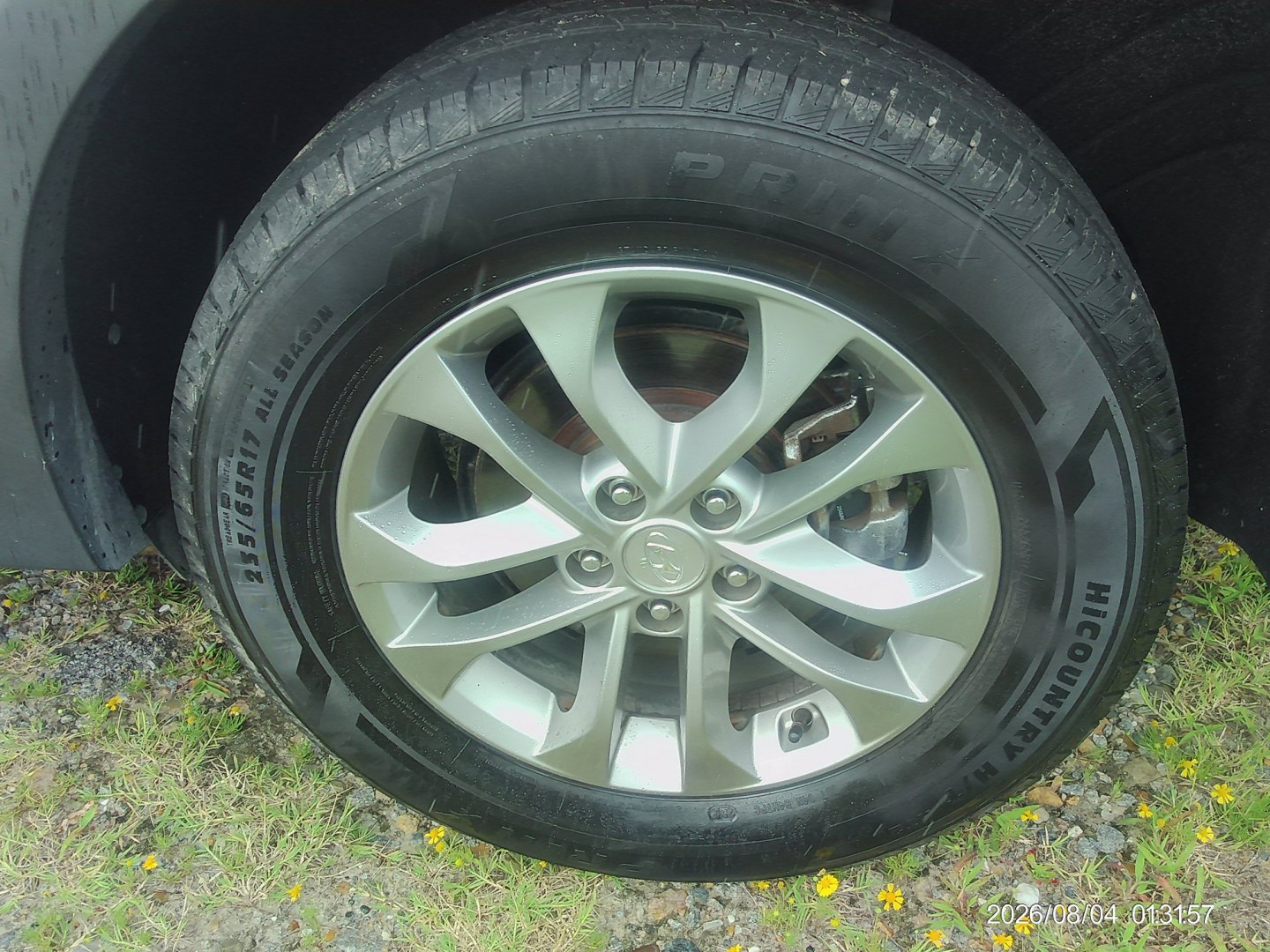 2019 White Hyundai Santa Fe SE 2.4 AWD (5NMS2CAD9KH) with an 2.4L L4 DOHC 16V engine, 8A transmission, located at 2553 Airline Blvd, Portsmouth, VA, 23701, (757) 488-8331, 36.813889, -76.357597 - ***VEHICLE TERMS*** Down Payment: $1499 Weekly Payment: $125 APR: 23.9% Repayment Terms: 42 Months *** CALL ELIZABETH SMITH - DIRECTOR OF MARKETING @ 757-488-8331 TO SCHEDULE YOUR APPOINTMENT TODAY AND GET PRE-APPROVED RIGHT OVER THE PHONE***- Photo#8