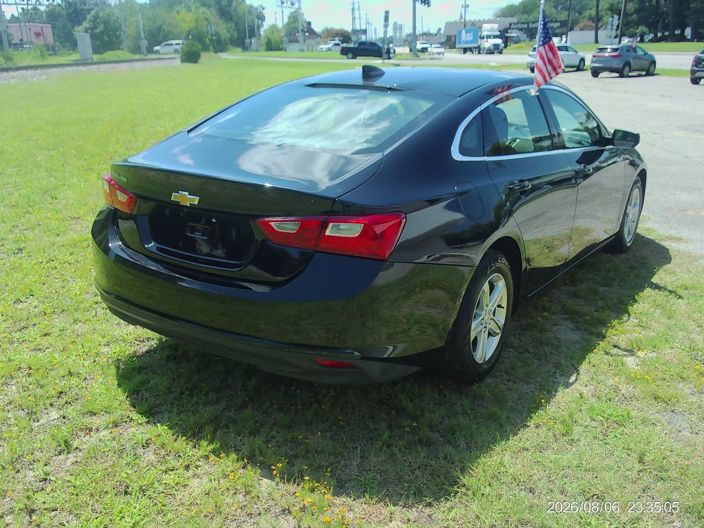 2022 Black Chevrolet Malibu 1FL (1G1ZC5ST6NF) with an 1.5L L4 DOHC 16V engine, 6A transmission, located at 2553 Airline Blvd, Portsmouth, VA, 23701, (757) 488-8331, 36.813889, -76.357597 - ***VEHICLE TERMS*** Down Payment: $1999 Weekly Payment: $125 APR: 23.9% Repayment Terms: 42 Months *** CALL ELIZABETH SMITH - DIRECTOR OF MARKETING @ 757-488-8331 TO SCHEDULE YOUR APPOINTMENT TODAY AND GET PRE-APPROVED RIGHT OVER THE PHONE***- Photo#5