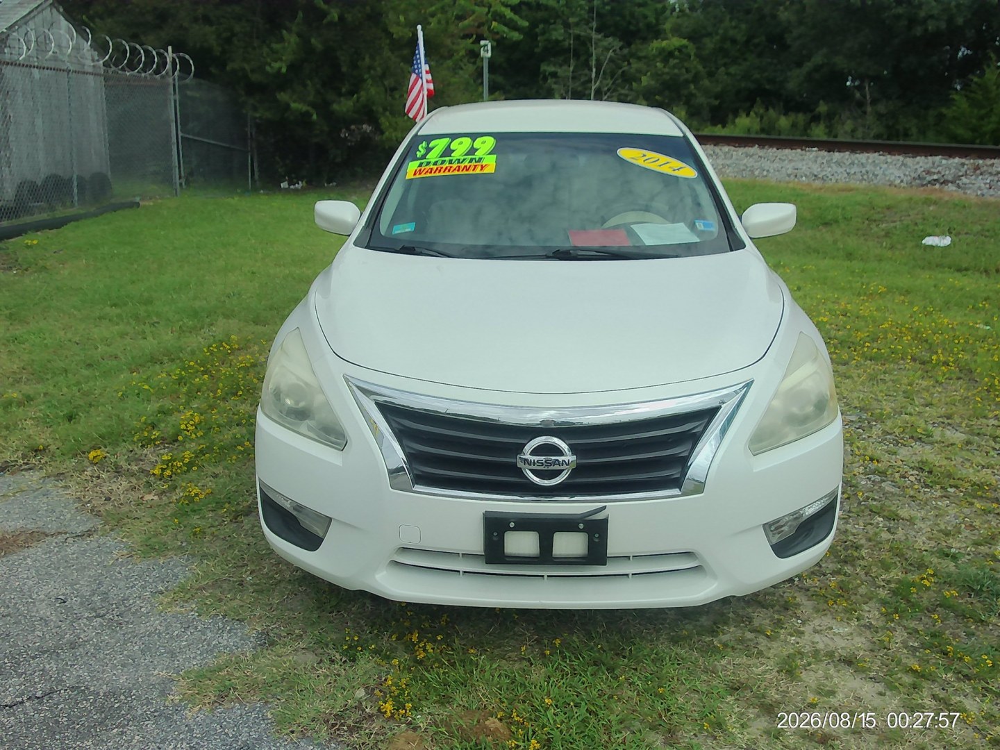 2014 Nissan Altima 2.5 SL (1N4AL3AP6EC) with an 2.5L L4 DOHC 16V engine, Continuously Variable Transmission transmission, located at 2553 Airline Blvd, Portsmouth, VA, 23701, (757) 488-8331, 36.813889, -76.357597- Photo#2