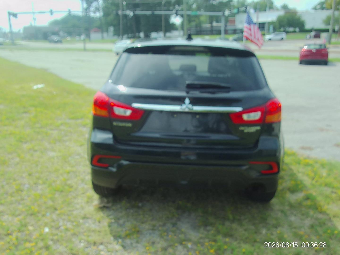 2019 Mitsubishi Outlander Sport 2.0 SE 4WD CVT (JA4AR3AU3KU) with an 2.0L L4 DOHC 16V engine, CVT transmission, located at 2553 Airline Blvd, Portsmouth, VA, 23701, (757) 488-8331, 36.813889, -76.357597 - ***VEHICLE TERMS*** Down Payment: $999 Weekly Payment: $120 APR: 23.9% Repayment Terms: 42 Months *** CALL ELIZABETH SMITH - DIRECTOR OF MARKETING @ 757-488-8331 TO SCHEDULE YOUR APPOINTMENT TODAY AND GET PRE-APPROVED RIGHT OVER THE PHONE***- Photo#6