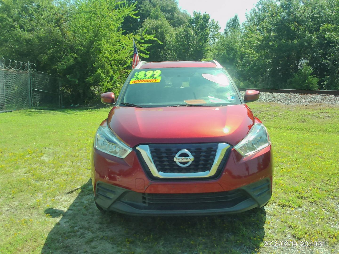 2018 Red Nissan Kicks SV (3N1CP5CU6JL) with an 1.6L L4 engine, CVT transmission, located at 2553 Airline Blvd, Portsmouth, VA, 23701, (757) 488-8331, 36.813889, -76.357597- Photo#2