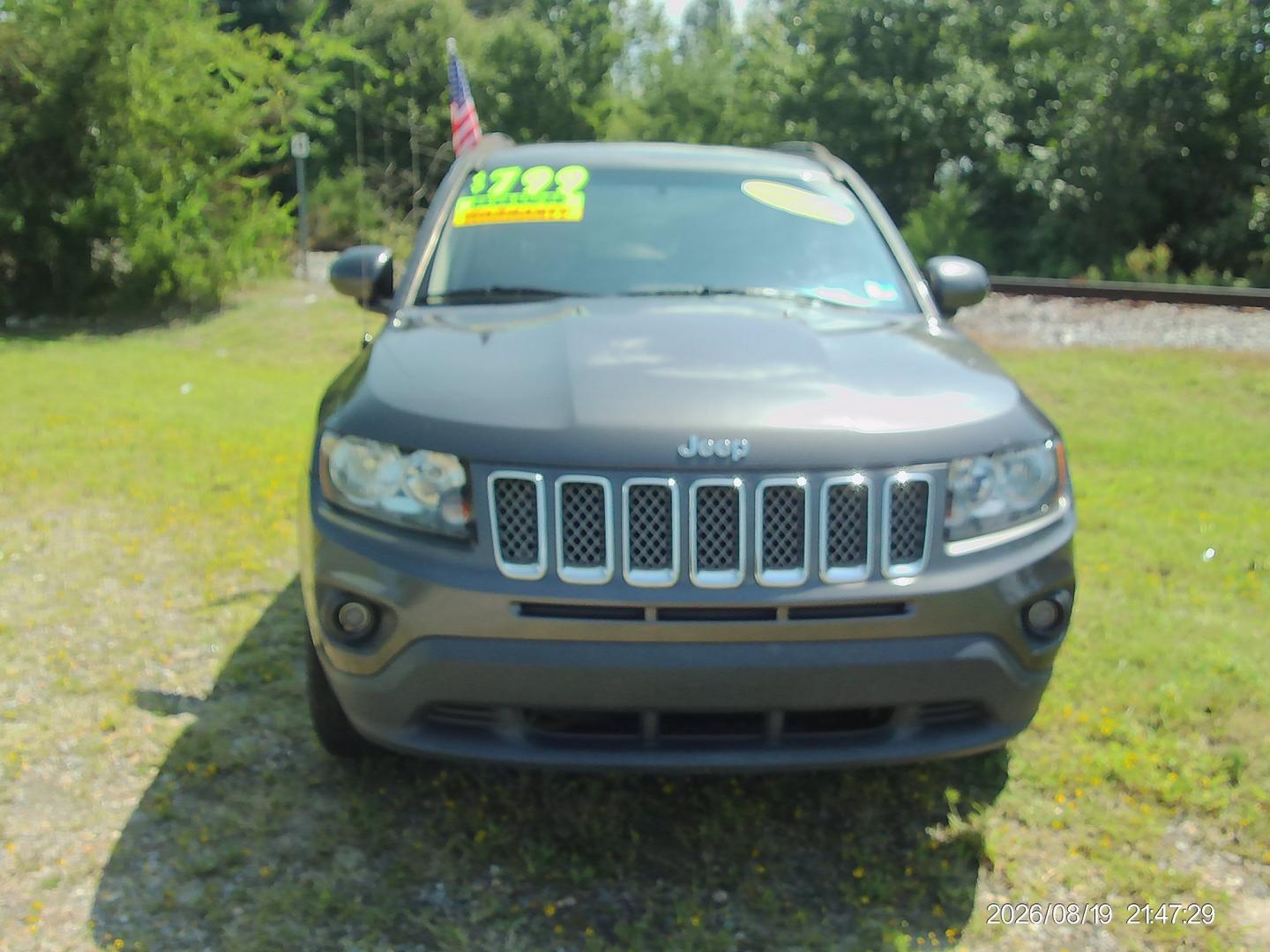 2017 Gray Jeep Compass Latitude 4WD (1C4NJDEB8HD) with an 2.4L L4 DOHC 16V engine, 6A transmission, located at 2553 Airline Blvd, Portsmouth, VA, 23701, (757) 488-8331, 36.813889, -76.357597 - ***VEHICLE TERMS*** Down Payment: $799 Weekly Payment: $115 APR: 23.9% Repayment Terms: 42 Months *** CALL ELIZABETH SMITH - DIRECTOR OF MARKETING @ 757-488-8331 TO SCHEDULE YOUR APPOINTMENT TODAY AND GET PRE-APPROVED RIGHT OVER THE PHONE***- Photo#2