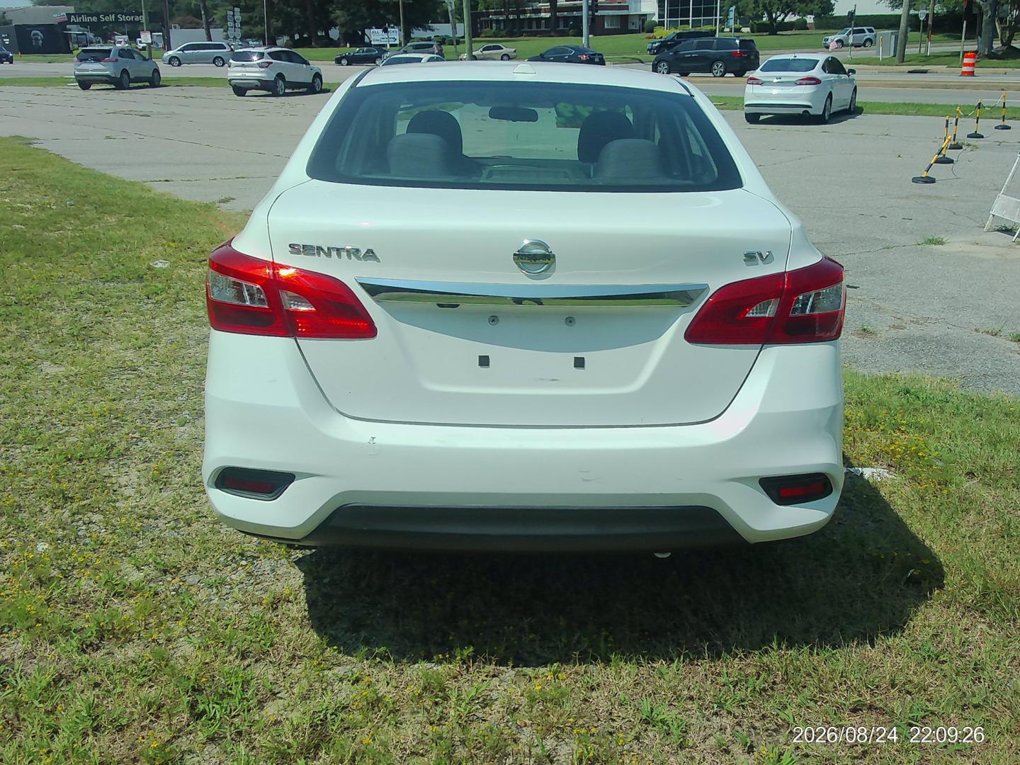 2017 White Nissan Sentra S 6MT (3N1AB7AP8HY) with an 1.8L L4 SFI DOHC 16V engine, 6M transmission, located at 2553 Airline Blvd, Portsmouth, VA, 23701, (757) 488-8331, 36.813889, -76.357597 - ***VEHICLE TERMS*** Down Payment: $799 Weekly Payment: $110 APR: 23.9% Repayment Terms: 42 Months *** CALL ELIZABETH SMITH - DIRECTOR OF MARKETING @ 757-488-8331 TO SCHEDULE YOUR APPOINTMENT TODAY AND GET PRE-APPROVED RIGHT OVER THE PHONE***- Photo#6