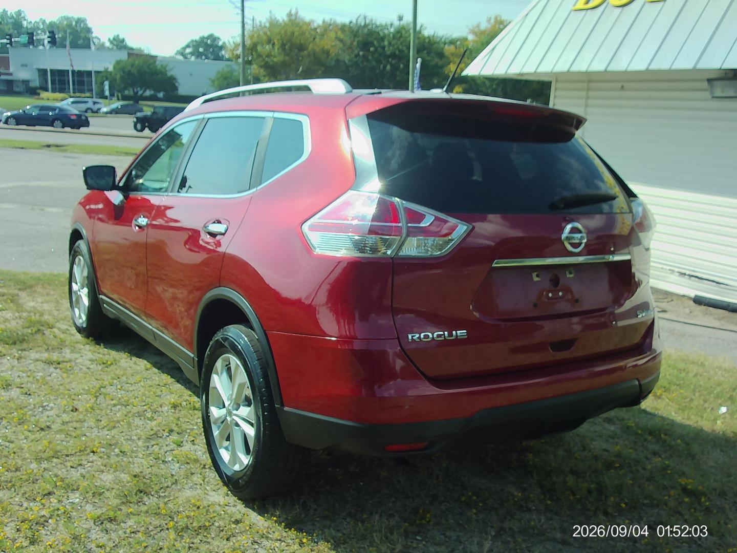 2016 Red Nissan Rogue S AWD (5N1AT2MV7GC) with an 2.5L L4 DOHC 16V engine, CVT transmission, located at 2553 Airline Blvd, Portsmouth, VA, 23701, (757) 488-8331, 36.813889, -76.357597 - ***VEHICLE TERMS*** Down Payment: $999 Weekly Payment: $115 APR: 23.9% Repayment Terms: 42 Months *** CALL ELIZABETH SMITH - DIRECTOR OF MARKETING @ 757-488-8331 TO SCHEDULE YOUR APPOINTMENT TODAY AND GET PRE-APPROVED RIGHT OVER THE PHONE***- Photo#7