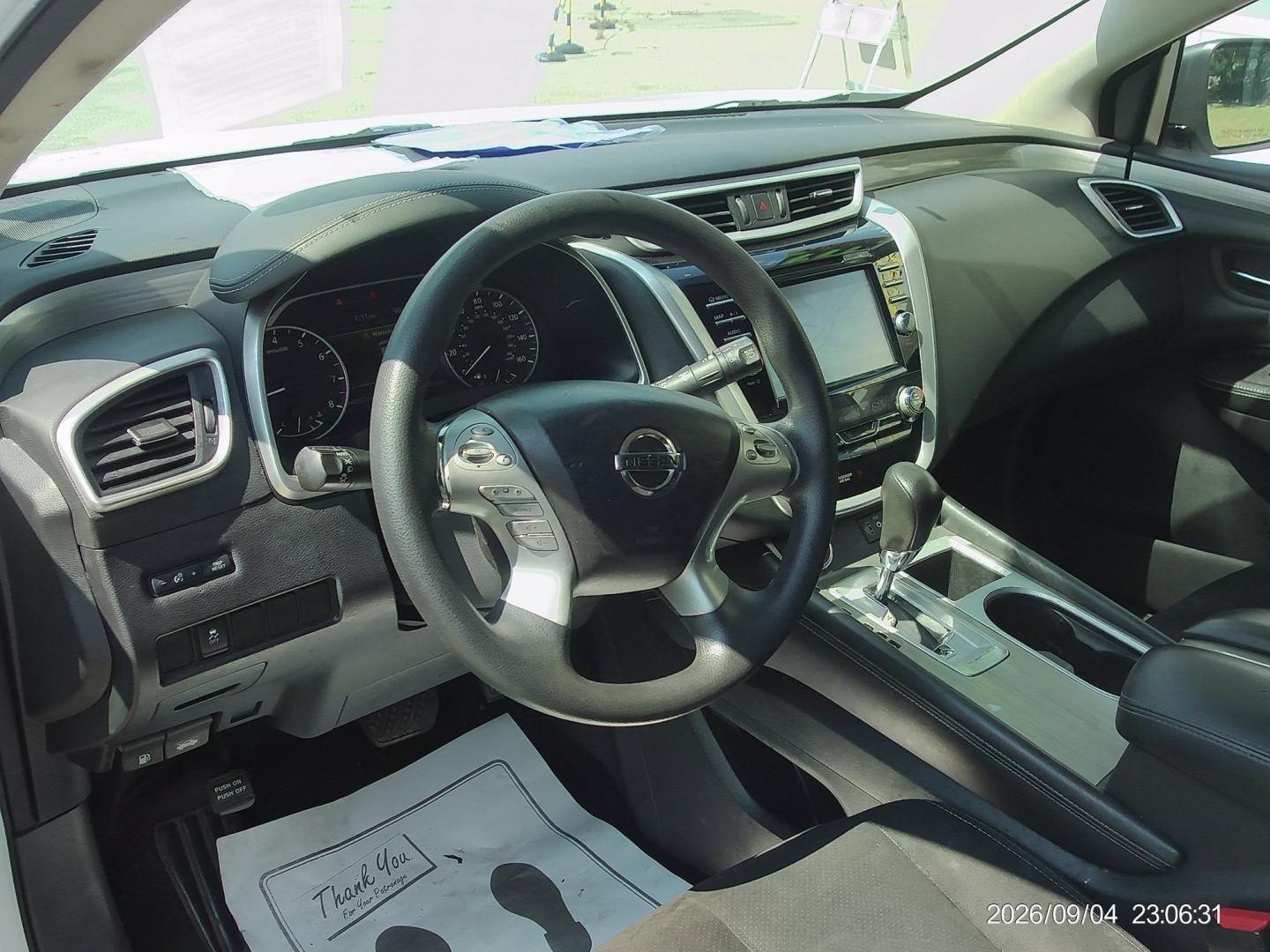 2018 White Nissan Murano Platinum AWD (5N1AZ2MH2JN) with an 3.5L V6 DOHC 24V engine, CVT transmission, located at 2553 Airline Blvd, Portsmouth, VA, 23701, (757) 488-8331, 36.813889, -76.357597 - ***VEHICLE TERMS*** Down Payment: $999 Weekly Payment: $115 APR: 23.9% Repayment Terms: 42 Months *** CALL ELIZABETH SMITH - DIRECTOR OF MARKETING @ 757-488-8331 TO SCHEDULE YOUR APPOINTMENT TODAY AND GET PRE-APPROVED RIGHT OVER THE PHONE***- Photo#9