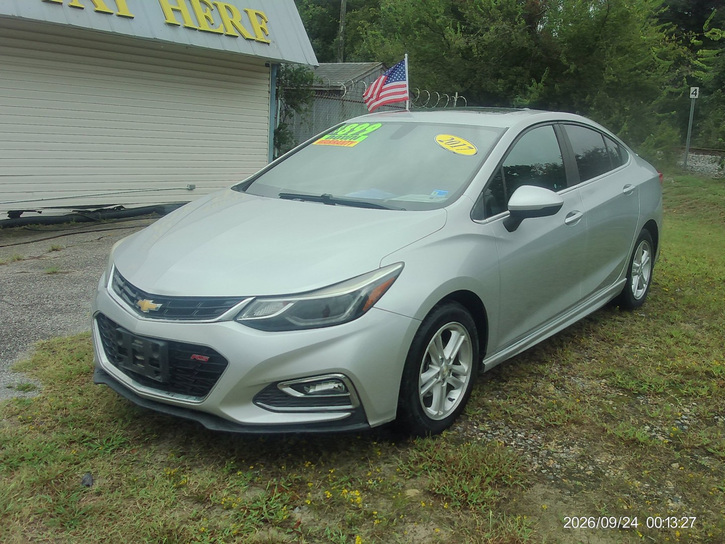 2017 Silver Chevrolet Cruze LT Auto (1G1BE5SMXH7) with an 1.4L L4 DOHC 16V TURBO engine, 6A transmission, located at 2553 Airline Blvd, Portsmouth, VA, 23701, (757) 488-8331, 36.813889, -76.357597 - ***VEHICLE TERMS*** Down Payment: $899 Weekly Payment: $115 APR: 23.9% Repayment Terms: 42 Months *** CALL ELIZABETH SMITH - DIRECTOR OF MARKETING @ 757-488-8331 TO SCHEDULE YOUR APPOINTMENT TODAY AND GET PRE-APPROVED RIGHT OVER THE PHONE***- Photo#1