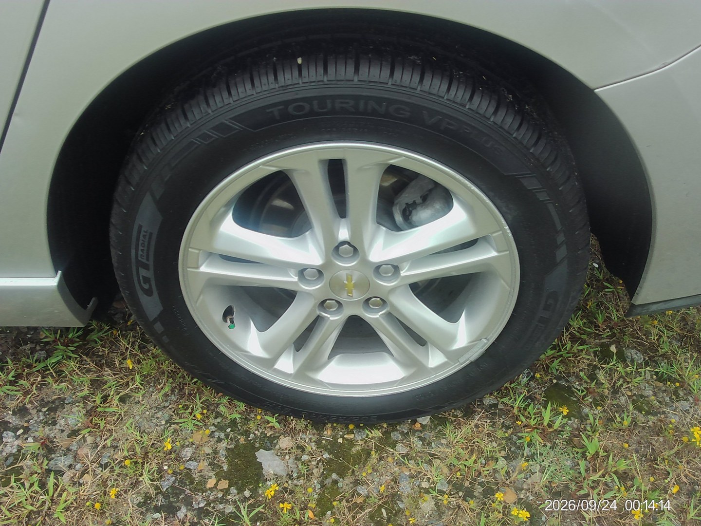 2017 Silver Chevrolet Cruze LT Auto (1G1BE5SMXH7) with an 1.4L L4 DOHC 16V TURBO engine, 6A transmission, located at 2553 Airline Blvd, Portsmouth, VA, 23701, (757) 488-8331, 36.813889, -76.357597 - ***VEHICLE TERMS*** Down Payment: $899 Weekly Payment: $115 APR: 23.9% Repayment Terms: 42 Months *** CALL ELIZABETH SMITH - DIRECTOR OF MARKETING @ 757-488-8331 TO SCHEDULE YOUR APPOINTMENT TODAY AND GET PRE-APPROVED RIGHT OVER THE PHONE***- Photo#8
