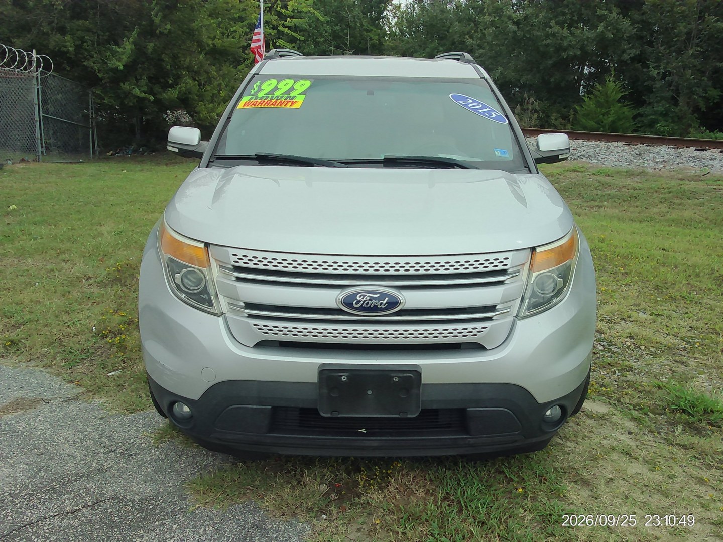 2015 White Ford Explorer Limited FWD (1FM5K7F82FG) with an 3.5L V6 DOHC 24V engine, 6-Speed Automatic transmission, located at 2553 Airline Blvd, Portsmouth, VA, 23701, (757) 488-8331, 36.813889, -76.357597 - ***VEHICLE TERMS*** Down Payment: $999 Weekly Payment: $120 APR: 23.9% Repayment Terms: 42 Months *** CALL ELIZABETH SMITH - DIRECTOR OF MARKETING @ 757-488-8331 TO SCHEDULE YOUR APPOINTMENT TODAY AND GET PRE-APPROVED RIGHT OVER THE PHONE***- Photo#2