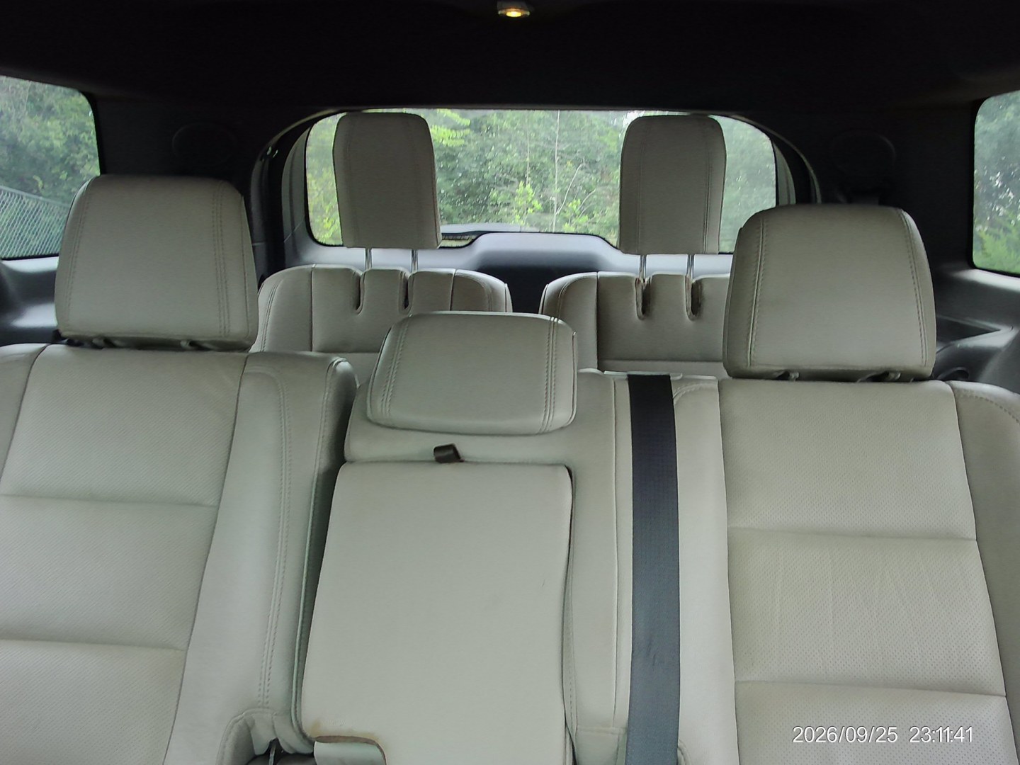 2015 White Ford Explorer Limited FWD (1FM5K7F82FG) with an 3.5L V6 DOHC 24V engine, 6-Speed Automatic transmission, located at 2553 Airline Blvd, Portsmouth, VA, 23701, (757) 488-8331, 36.813889, -76.357597 - ***VEHICLE TERMS*** Down Payment: $999 Weekly Payment: $120 APR: 23.9% Repayment Terms: 42 Months *** CALL ELIZABETH SMITH - DIRECTOR OF MARKETING @ 757-488-8331 TO SCHEDULE YOUR APPOINTMENT TODAY AND GET PRE-APPROVED RIGHT OVER THE PHONE***- Photo#10