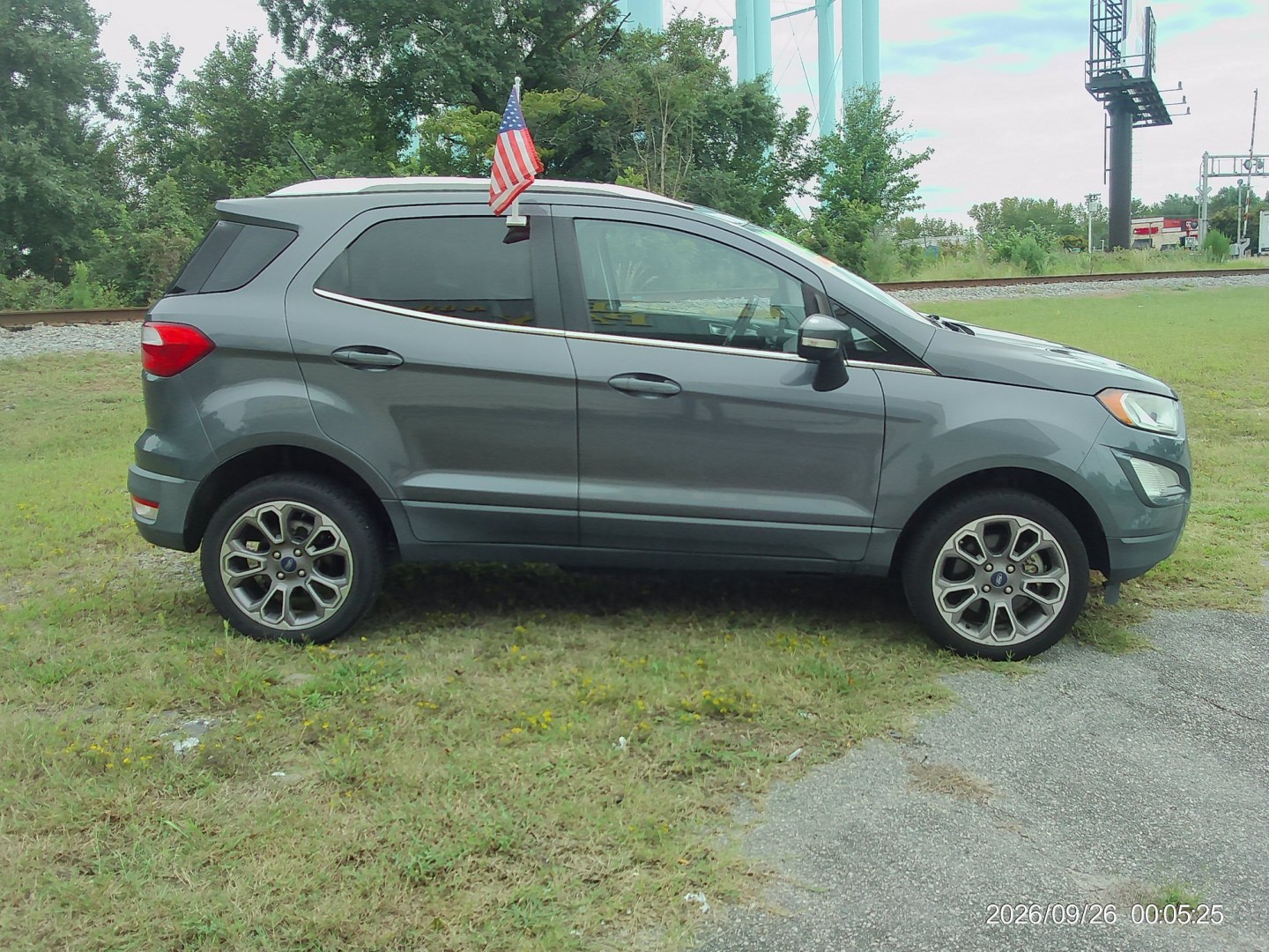 2020 Gray Ford EcoSport Titanium AWD (MAJ6S3KL2LC) with an 2.0L L4 DOHC 16V engine, 6A transmission, located at 2553 Airline Blvd, Portsmouth, VA, 23701, (757) 488-8331, 36.813889, -76.357597 - ***VEHICLE TERMS*** Down Payment: $1499 Weekly Payment: $125 APR: 23.9% Repayment Terms: 42 Months *** CALL ELIZABETH SMITH - DIRECTOR OF MARKETING @ 757-488-8331 TO SCHEDULE YOUR APPOINTMENT TODAY AND GET PRE-APPROVED RIGHT OVER THE PHONE***- Photo#4