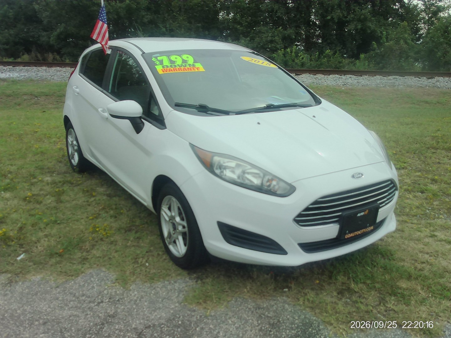 2018 White Ford Fiesta SE Hatchback (3FADP4EJ2JM) with an 1.6L L4 DOHC 16V engine, located at 2553 Airline Blvd, Portsmouth, VA, 23701, (757) 488-8331, 36.813889, -76.357597 - ***VEHICLE TERMS*** Down Payment: $799 Weekly Payment: $115 APR: 23.9% Repayment Terms: 42 Months *** CALL ELIZABETH SMITH - DIRECTOR OF MARKETING @ 757-488-8331 TO SCHEDULE YOUR APPOINTMENT TODAY AND GET PRE-APPROVED RIGHT OVER THE PHONE***- Photo#3