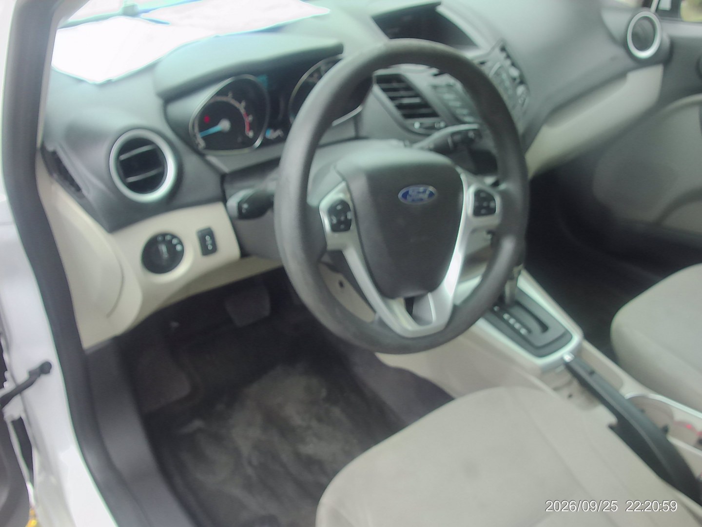 2018 White Ford Fiesta SE Hatchback (3FADP4EJ2JM) with an 1.6L L4 DOHC 16V engine, located at 2553 Airline Blvd, Portsmouth, VA, 23701, (757) 488-8331, 36.813889, -76.357597 - ***VEHICLE TERMS*** Down Payment: $799 Weekly Payment: $115 APR: 23.9% Repayment Terms: 42 Months *** CALL ELIZABETH SMITH - DIRECTOR OF MARKETING @ 757-488-8331 TO SCHEDULE YOUR APPOINTMENT TODAY AND GET PRE-APPROVED RIGHT OVER THE PHONE***- Photo#9