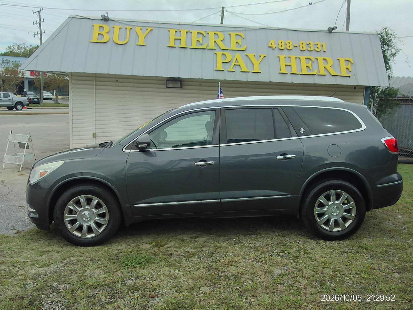 2014 Gray Buick Enclave Leather AWD (5GAKVBKD6EJ) with an 3.6L V6 DOHC 24V engine, 6-Speed Automatic Overdrive transmission, located at 2553 Airline Blvd, Portsmouth, VA, 23701, (757) 488-8331, 36.813889, -76.357597 - ***VEHICLE TERMS*** Down Payment: $999 Weekly Payment: $115 APR: 23.9% Repayment Terms: 42 Months *** CALL ELIZABETH SMITH - DIRECTOR OF MARKETING @ 757-488-8331 TO SCHEDULE YOUR APPOINTMENT TODAY AND GET PRE-APPROVED RIGHT OVER THE PHONE***- Photo#0