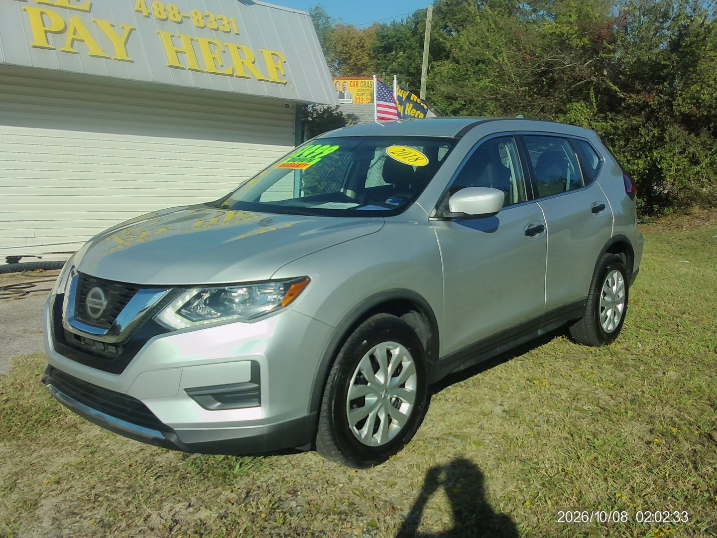 2018 Silver Nissan Rogue S 2WD (KNMAT2MT3JP) with an 2.5L L4 DOHC 16V engine, CVT transmission, located at 2553 Airline Blvd, Portsmouth, VA, 23701, (757) 488-8331, 36.813889, -76.357597- Photo#1