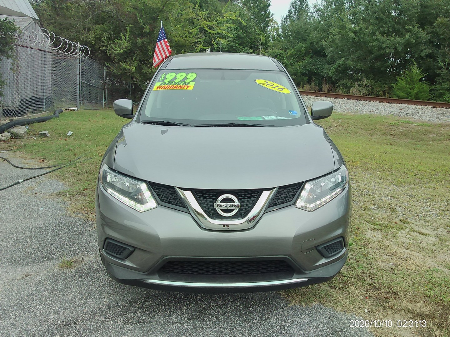 2016 Gray Nissan Rogue SV AWD (KNMAT2MV5GP) with an 2.5L L4 DOHC 16V engine, CVT transmission, located at 2553 Airline Blvd, Portsmouth, VA, 23701, (757) 488-8331, 36.813889, -76.357597 - ***VEHICLE TERMS*** Down Payment: $999 Weekly Payment: $115 APR: 23.9% Repayment Terms: 42 Months *** CALL ELIZABETH SMITH - DIRECTOR OF MARKETING @ 757-488-8331 TO SCHEDULE YOUR APPOINTMENT TODAY AND GET PRE-APPROVED RIGHT OVER THE PHONE***- Photo#2