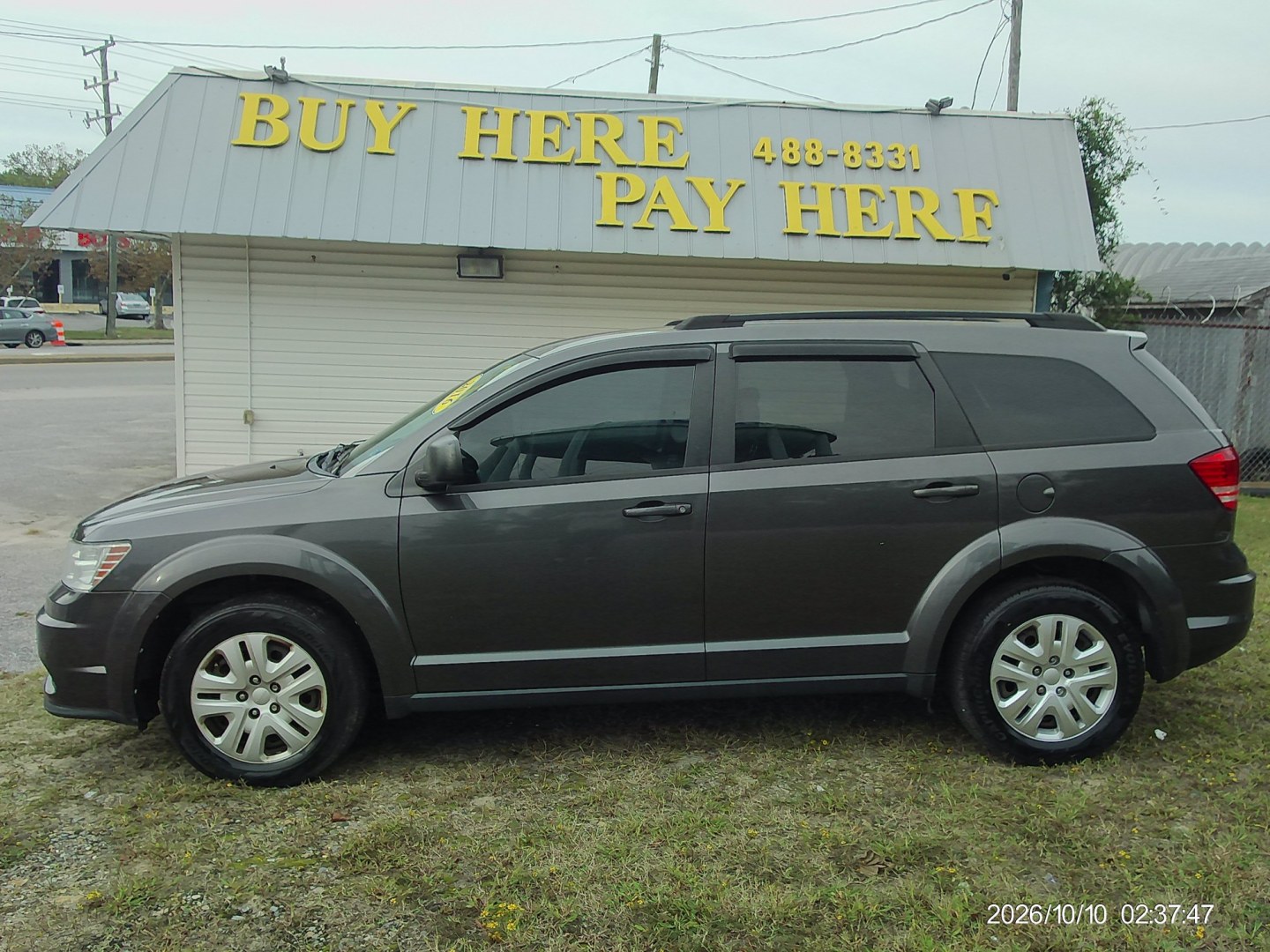 2016 Gray Dodge Journey SE (3C4PDCAB6GT) with an 2.4L L4 DOHC 16V engine, 4A transmission, located at 2553 Airline Blvd, Portsmouth, VA, 23701, (757) 488-8331, 36.813889, -76.357597 - ***VEHICLE TERMS*** Down Payment: $799 Weekly Payment: $115 APR: 23.9% Repayment Terms: 42 Months *** CALL ELIZABETH SMITH - DIRECTOR OF MARKETING @ 757-488-8331 TO SCHEDULE YOUR APPOINTMENT TODAY AND GET PRE-APPROVED RIGHT OVER THE PHONE***- Photo#0