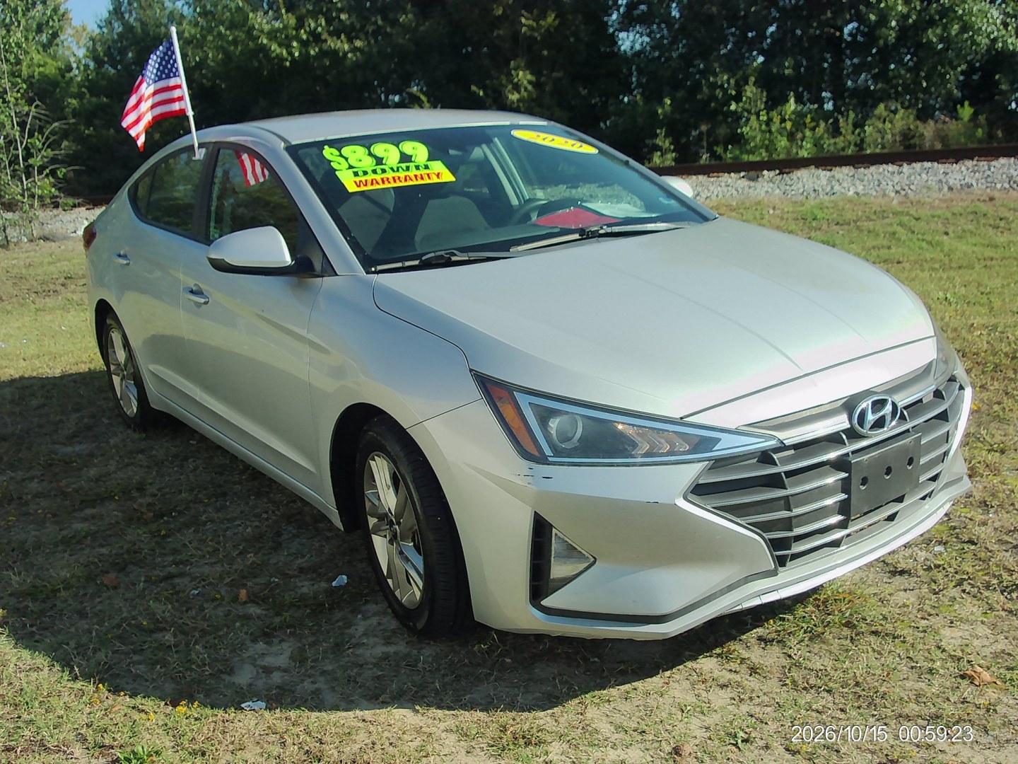 2020 Silver Hyundai Elantra Limited (5NPD84LF6LH) with an 2.0L L4 DOHC 16V engine, 6A transmission, located at 2553 Airline Blvd, Portsmouth, VA, 23701, (757) 488-8331, 36.813889, -76.357597 - ***VEHICLE TERMS*** Down Payment: $899 Weekly Payment: $125 APR: 23.9% Repayment Terms: 42 Months *** CALL ELIZABETH SMITH - DIRECTOR OF MARKETING @ 757-488-8331 TO SCHEDULE YOUR APPOINTMENT TODAY AND GET PRE-APPROVED RIGHT OVER THE PHONE***- Photo#3